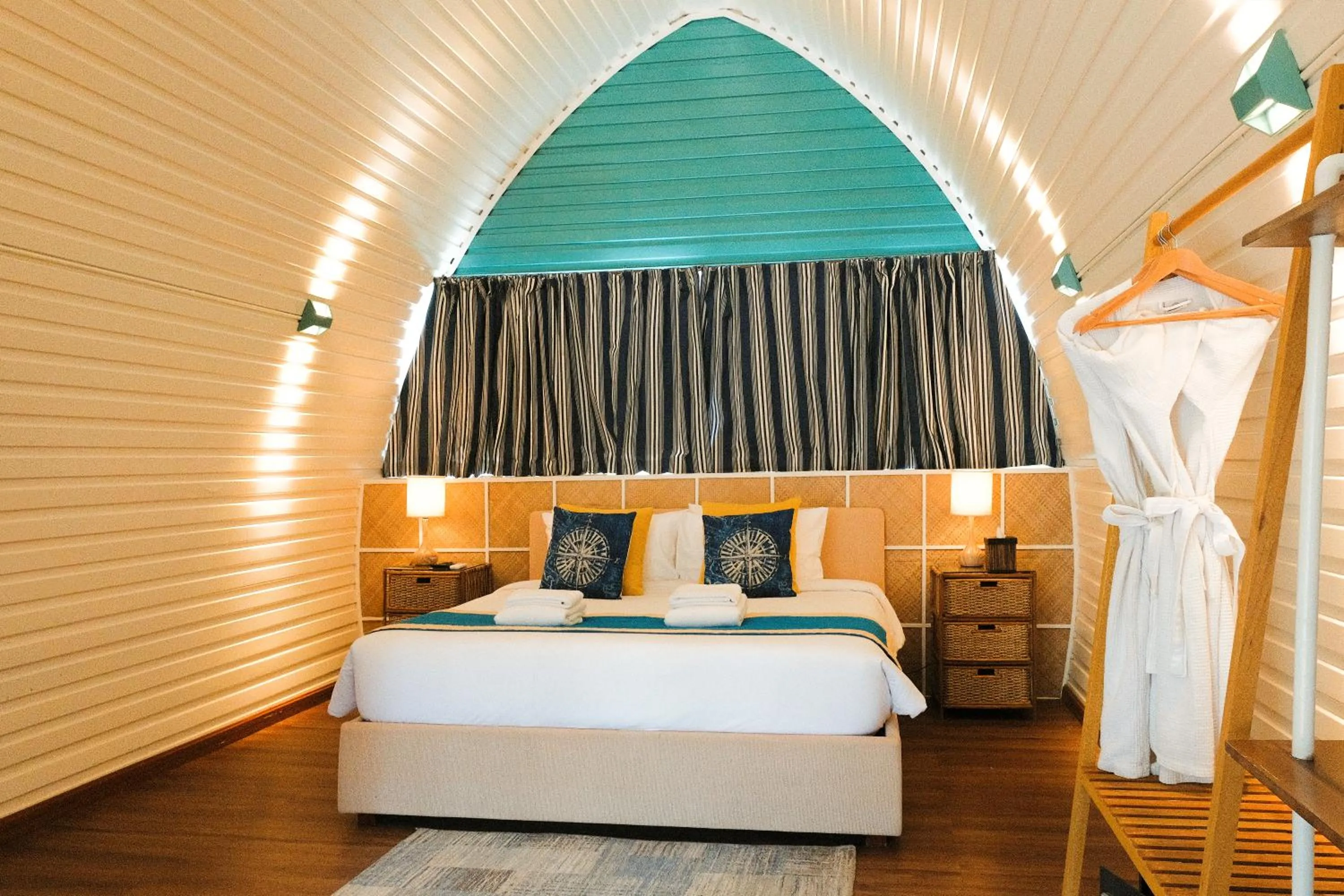 Cabana King in UNWND Boutique Hotel Calatagan