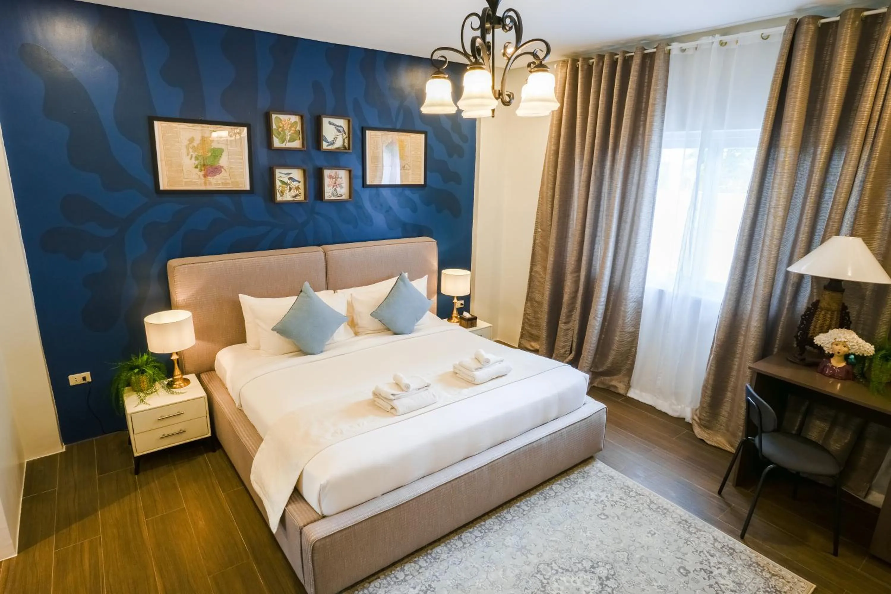 Balayan King Room in UNWND Boutique Hotel Calatagan