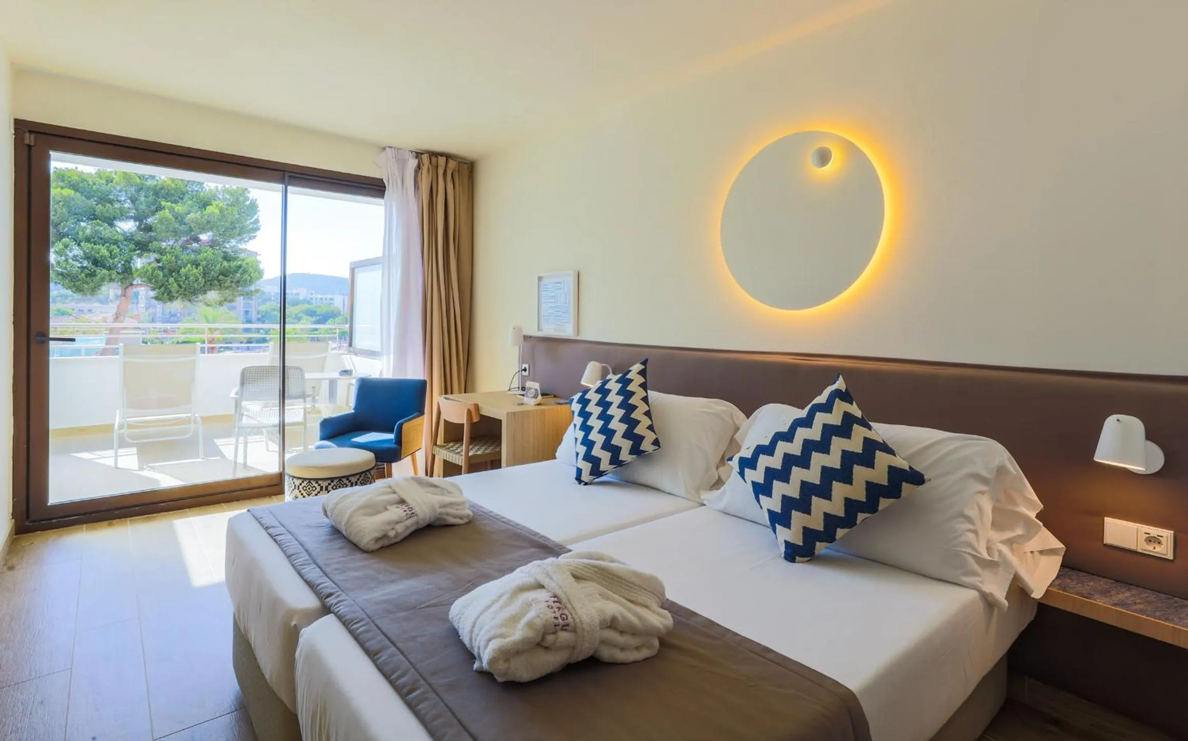 Double Room with Terrace in FERGUS Style Tobago - Adults Only