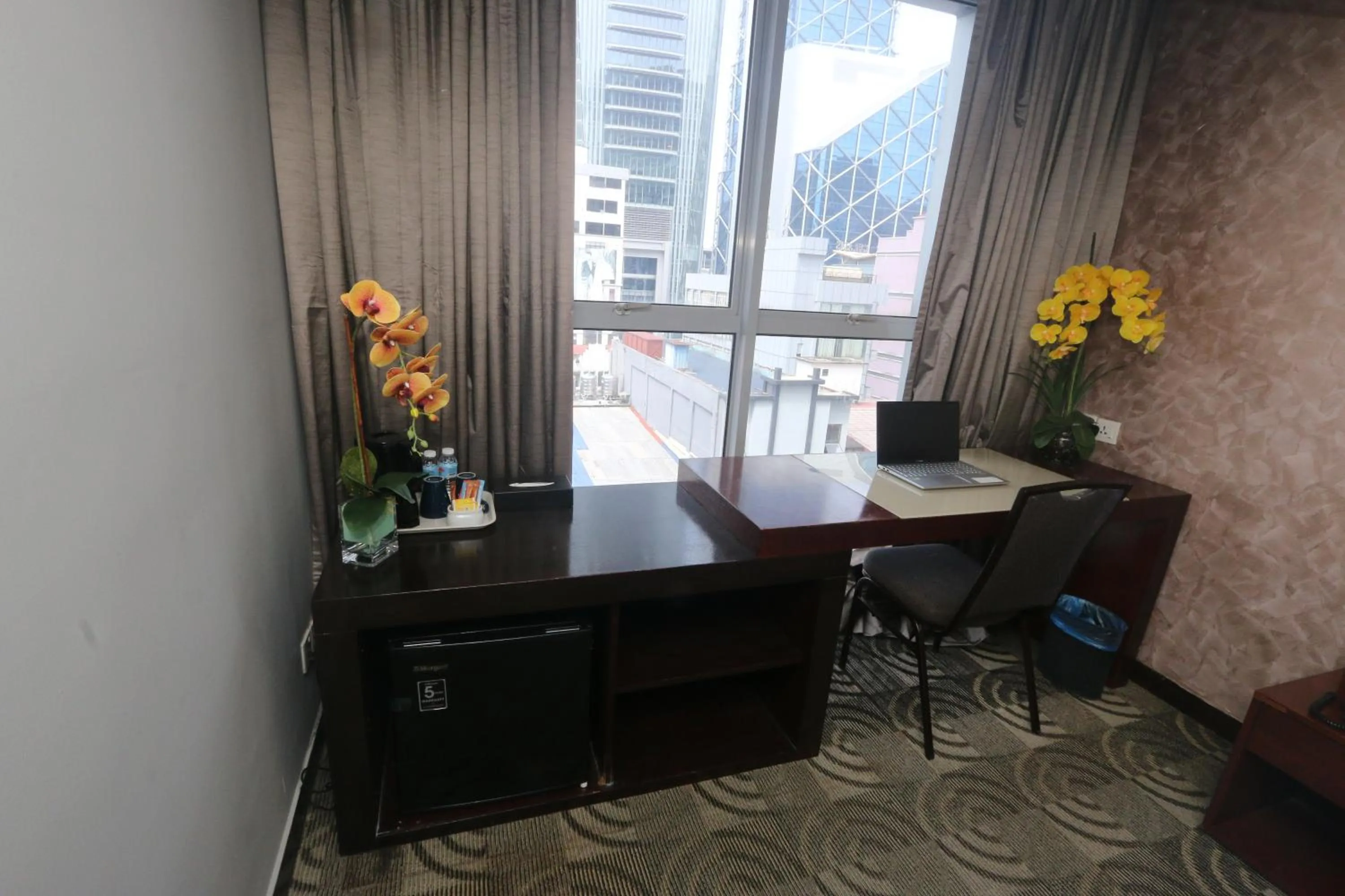 Deluxe King Room in Metrostar Hotel Kuala Lumpur