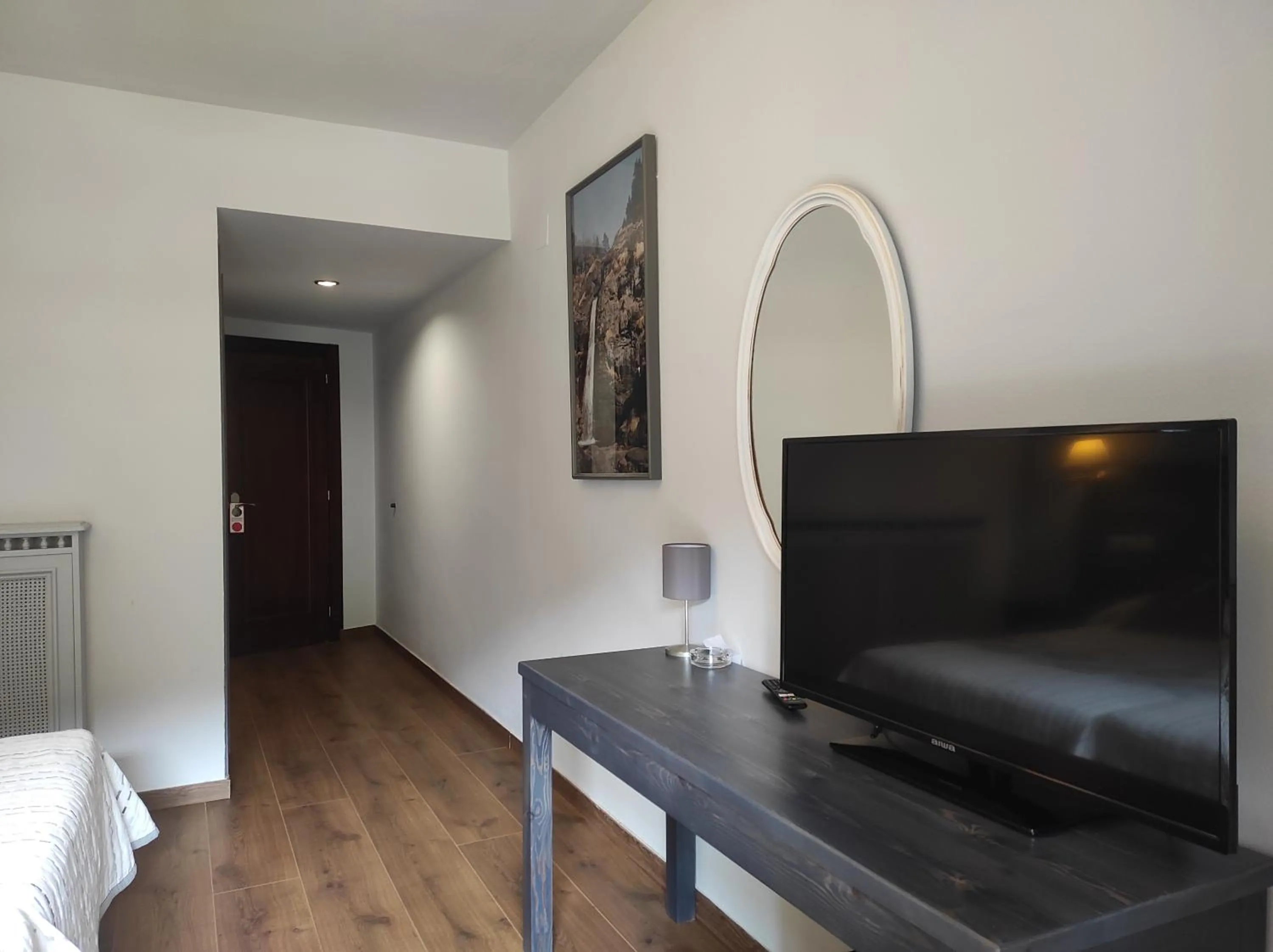 Double or Twin Room with Balcony in Snö Hotel Bielsa