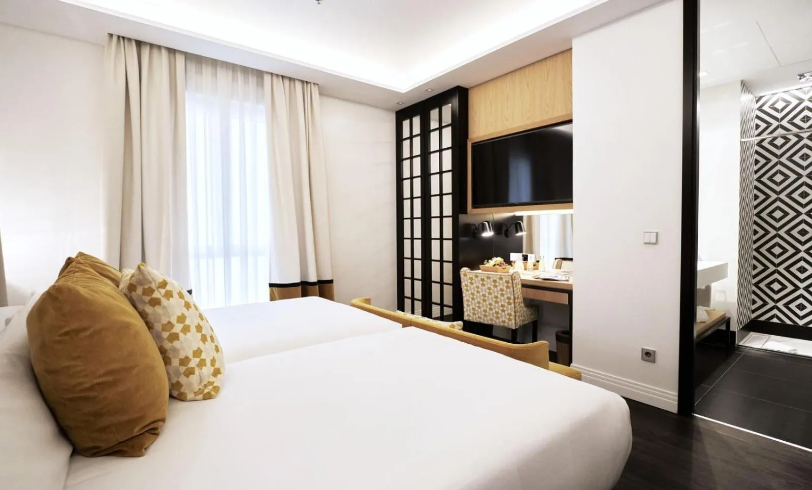 Interior Superior Room in Hotel Regina