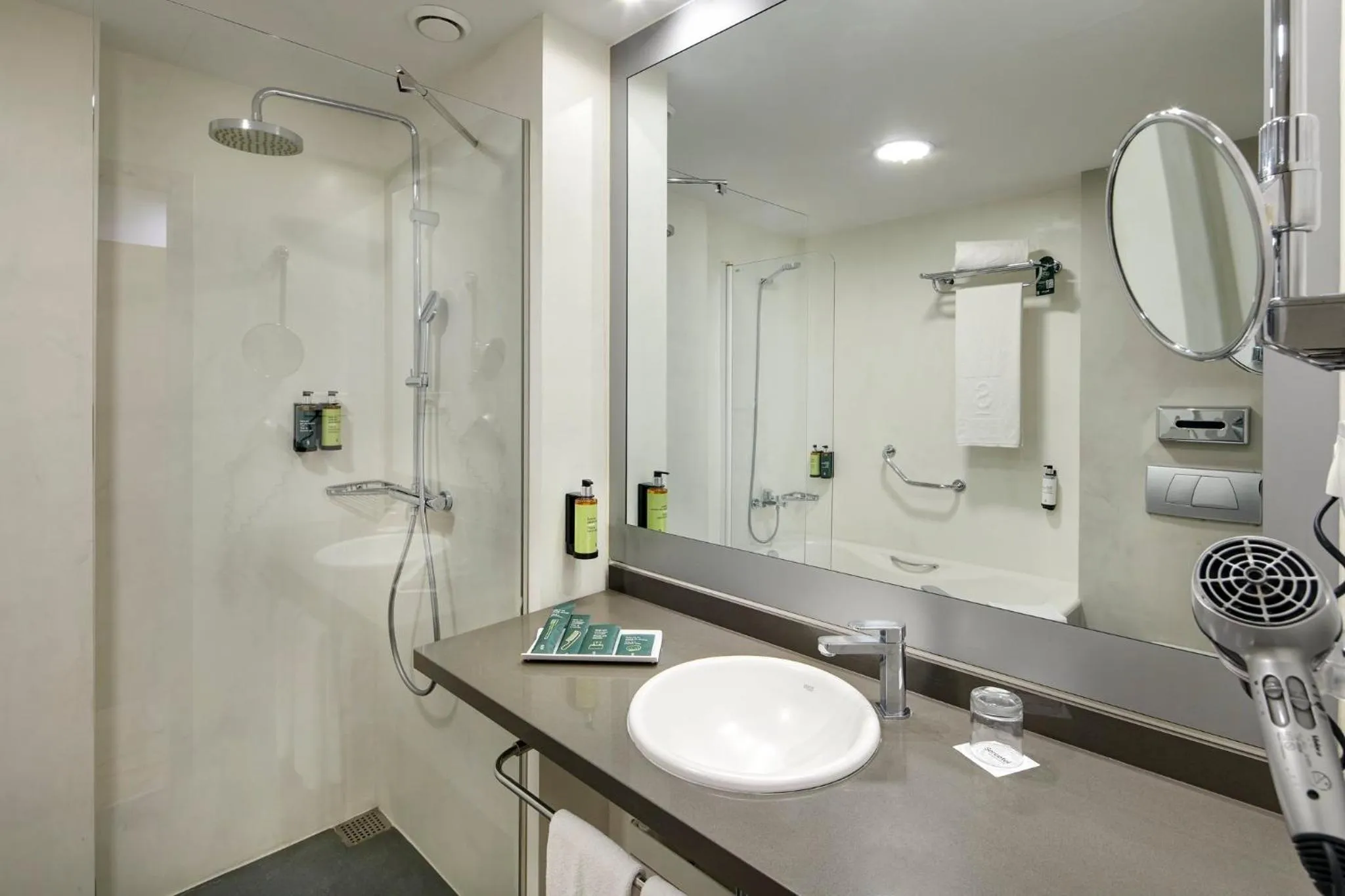 Twin Room with Extra Bed in Sercotel Caspe