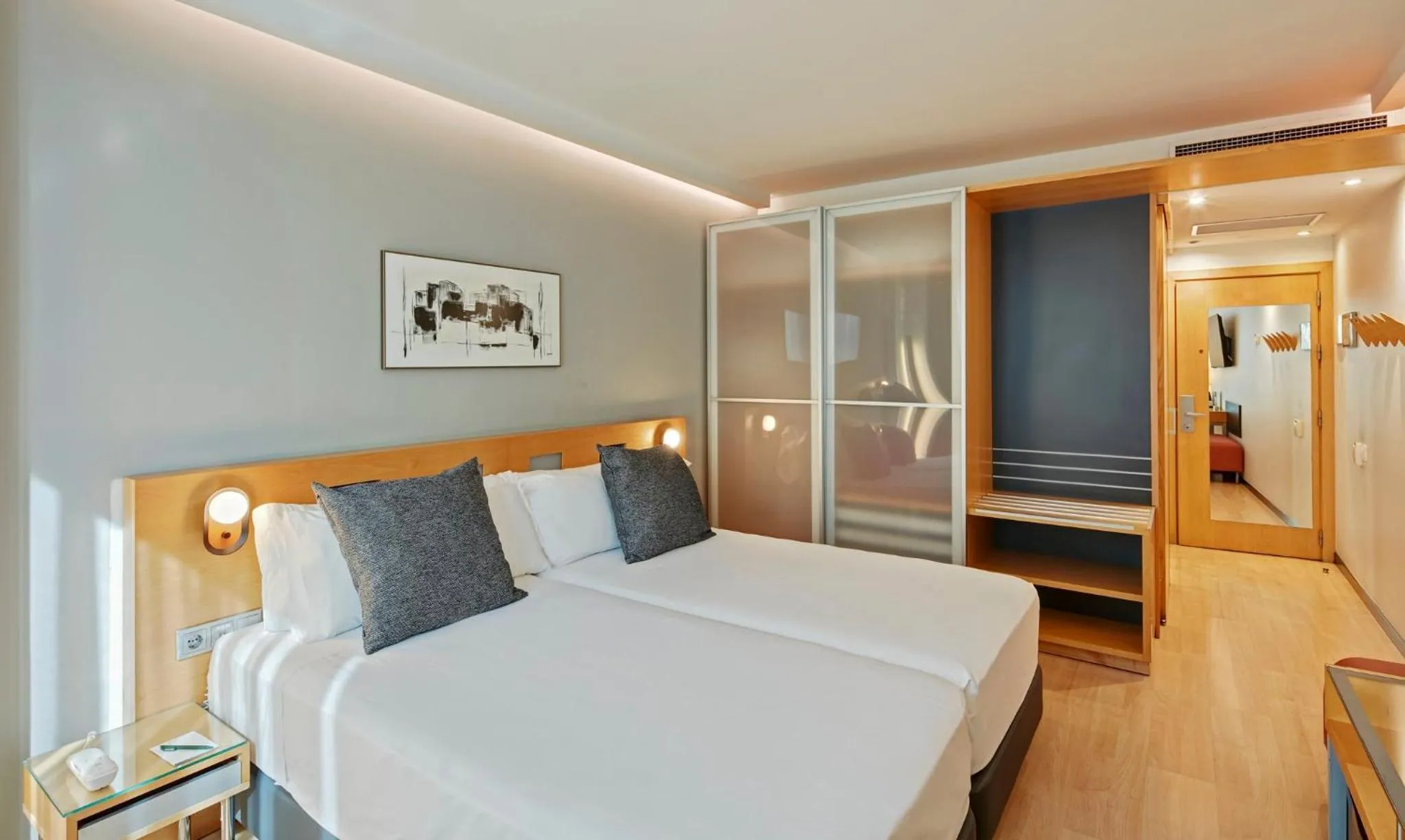 Classic Twin Room in Sercotel Caspe