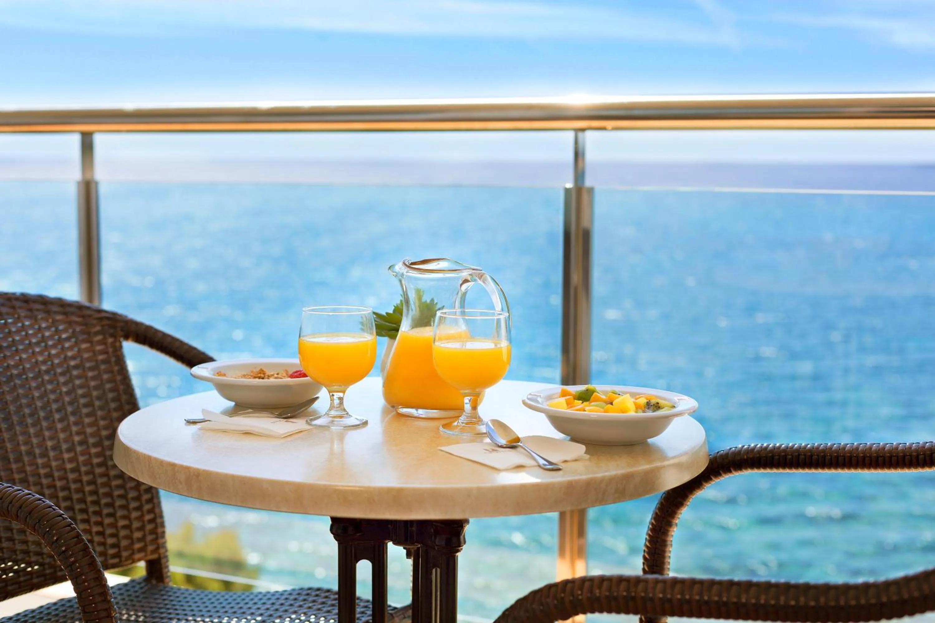 Deluxe Double Room with Sea View in Hipotels Eurotel Punta Rotja Spa-Golf