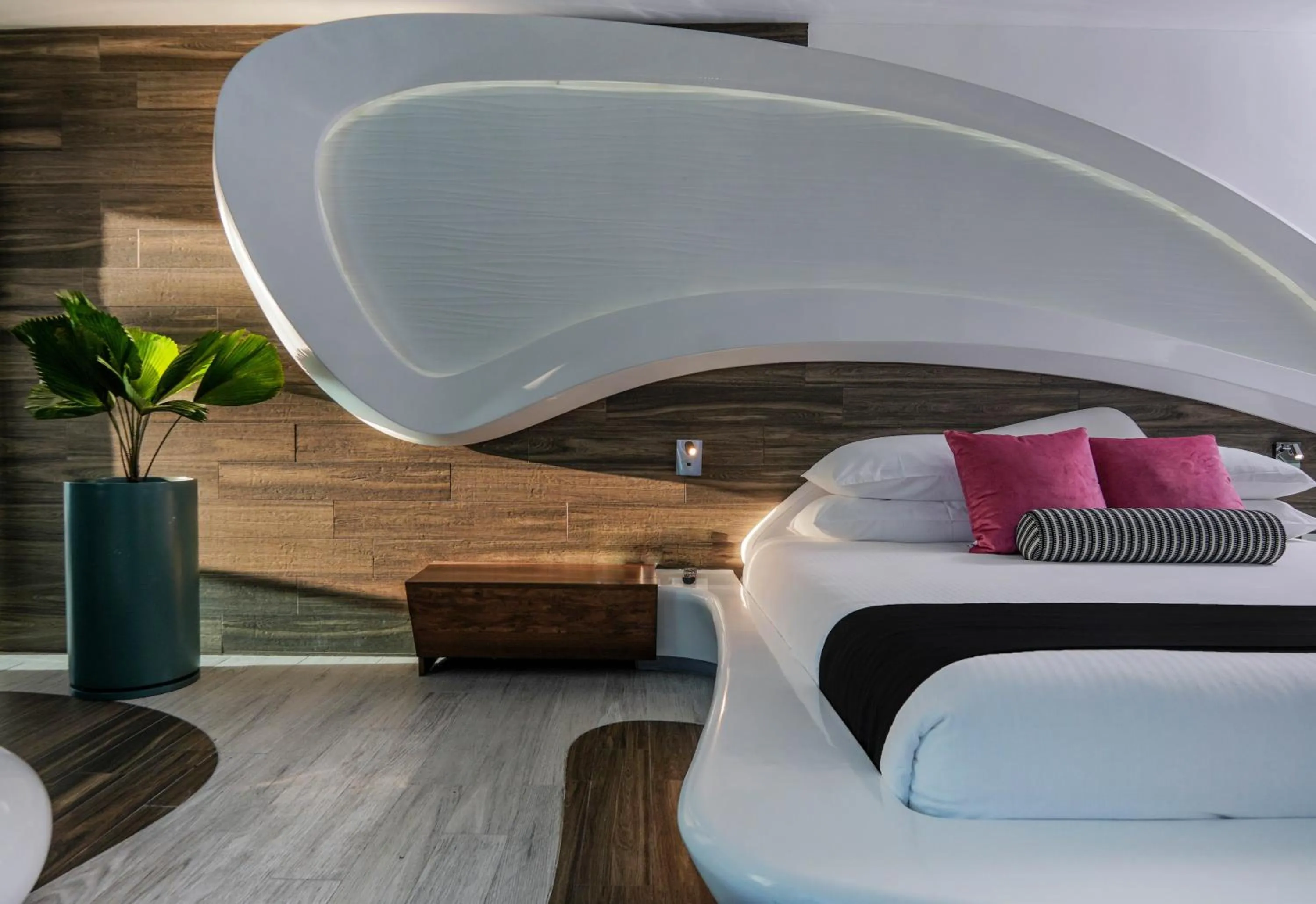 Ocean Front Suite in The Carmen Hotel - Ocean Front