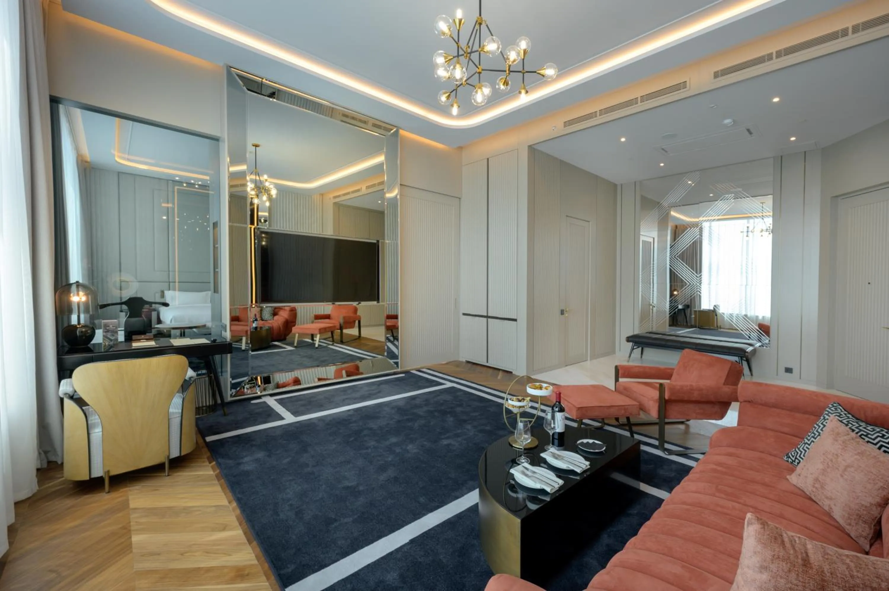 One-Bedroom Suite in Seven Visions Resort and Places, the Dvin