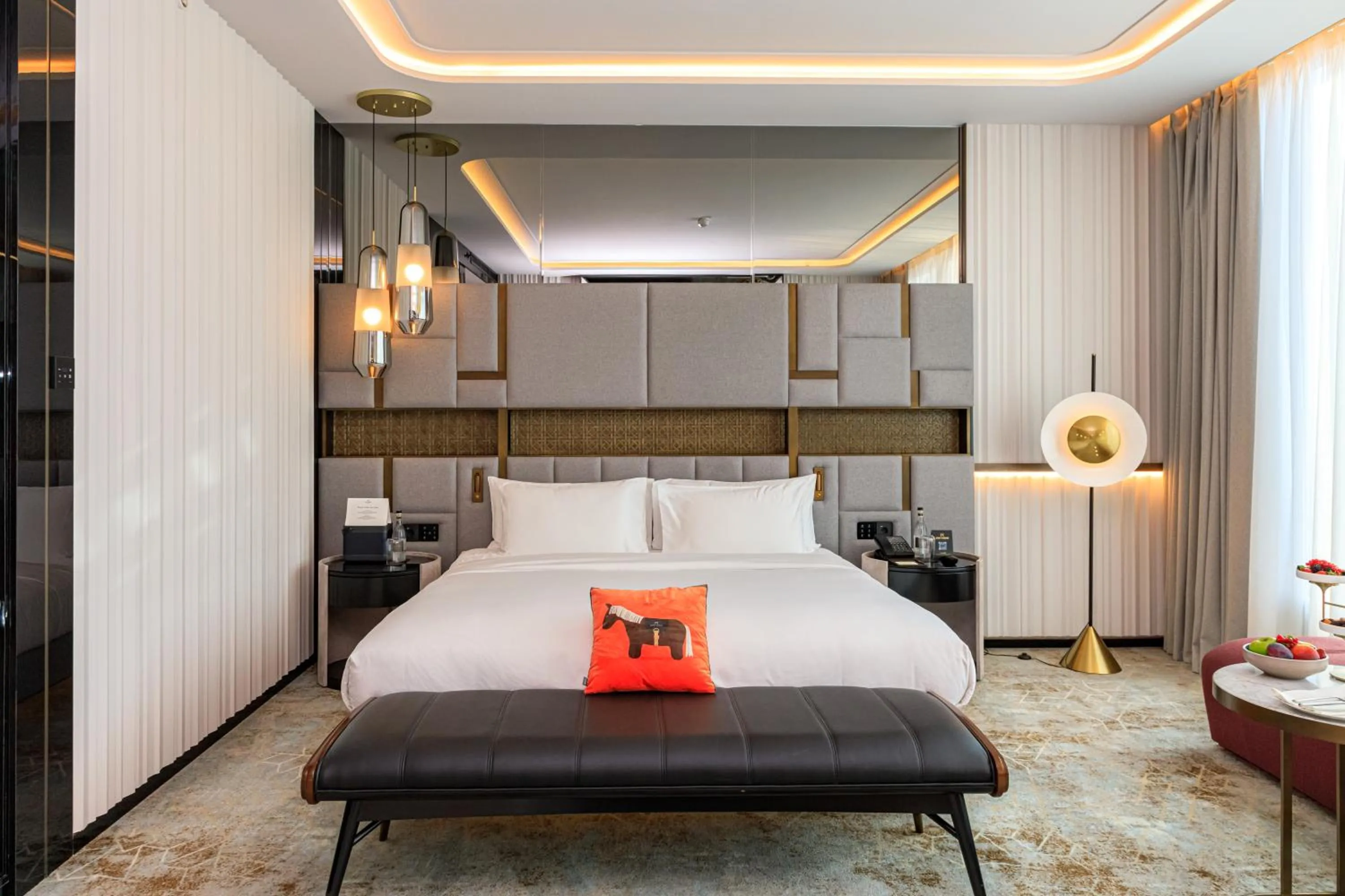 Superior King Room in Seven Visions Resort and Places, the Dvin