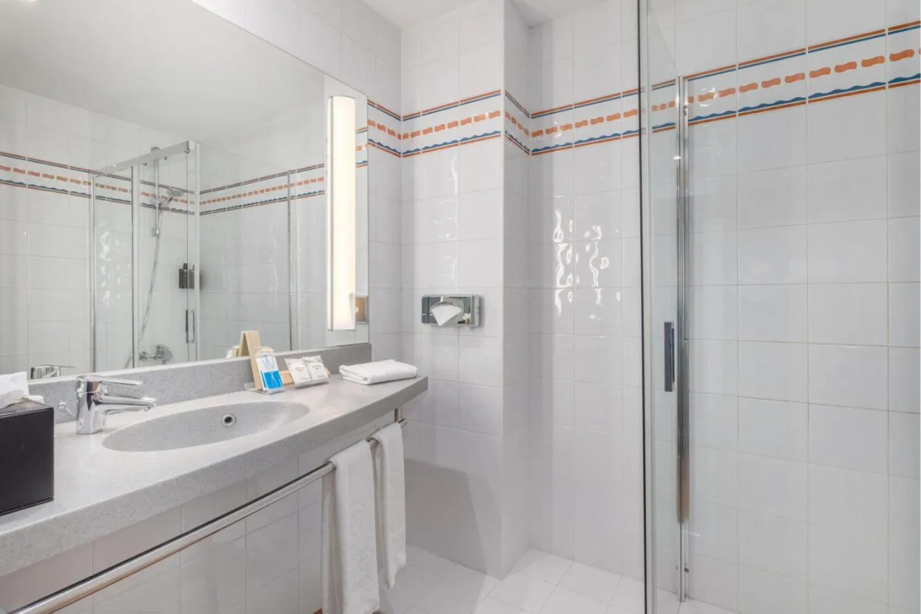 Double Room in Exe Madrid Norte