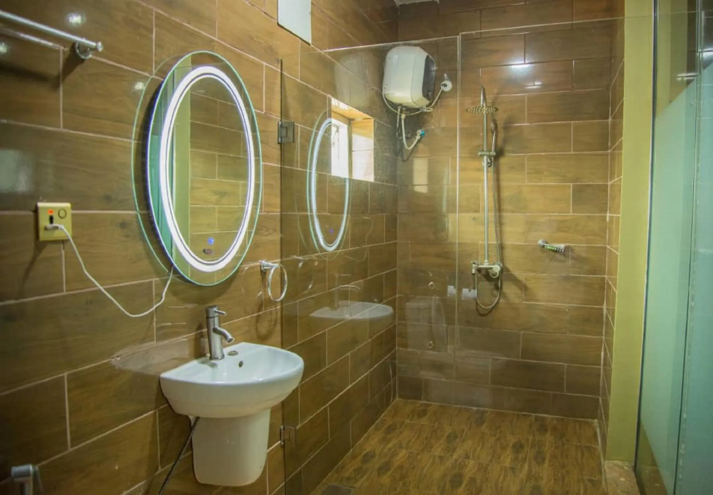 Deluxe Room in TNK Hotels