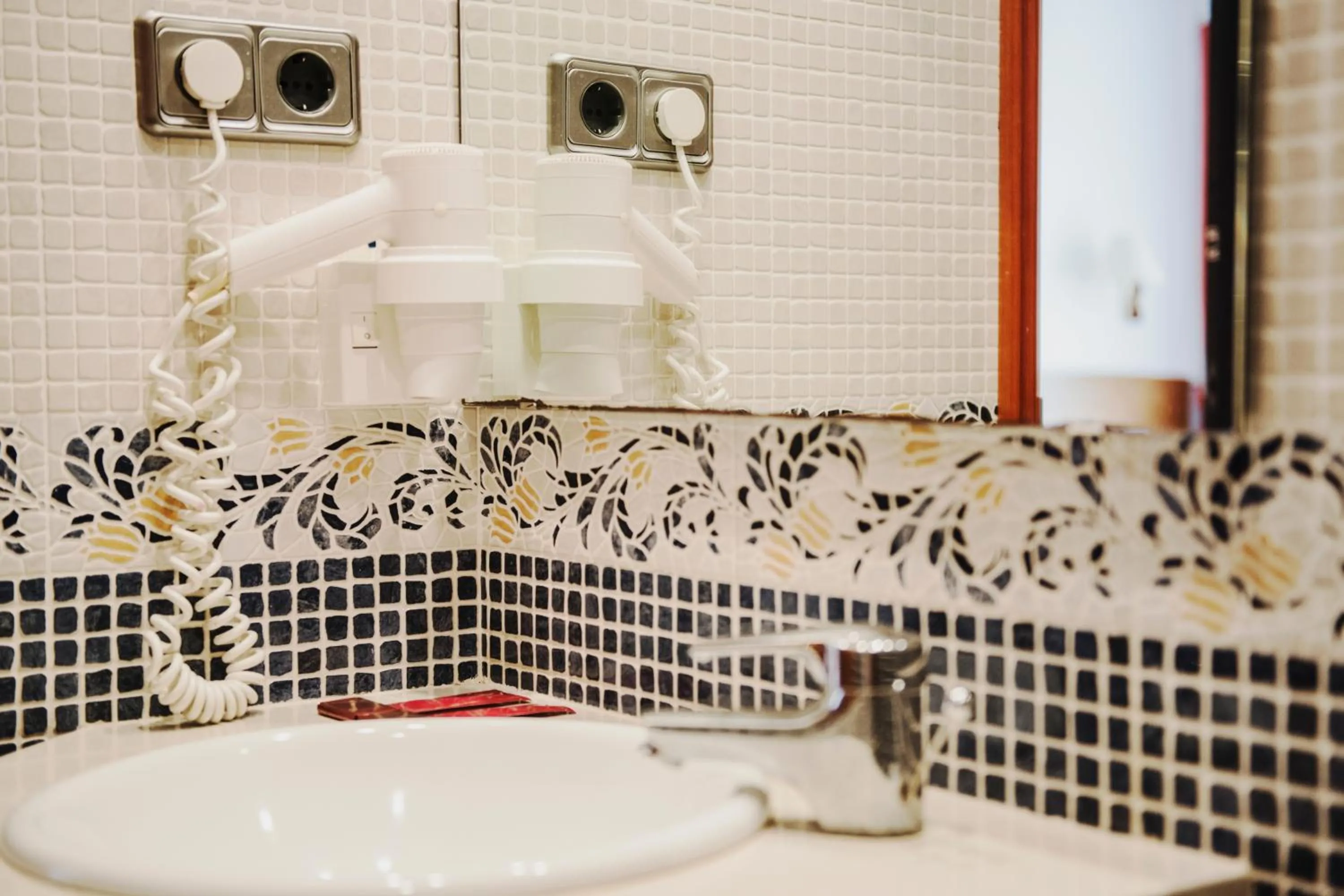 Connected Family Room (2 Adults + 2 Children)  in Hotel Santa Anna