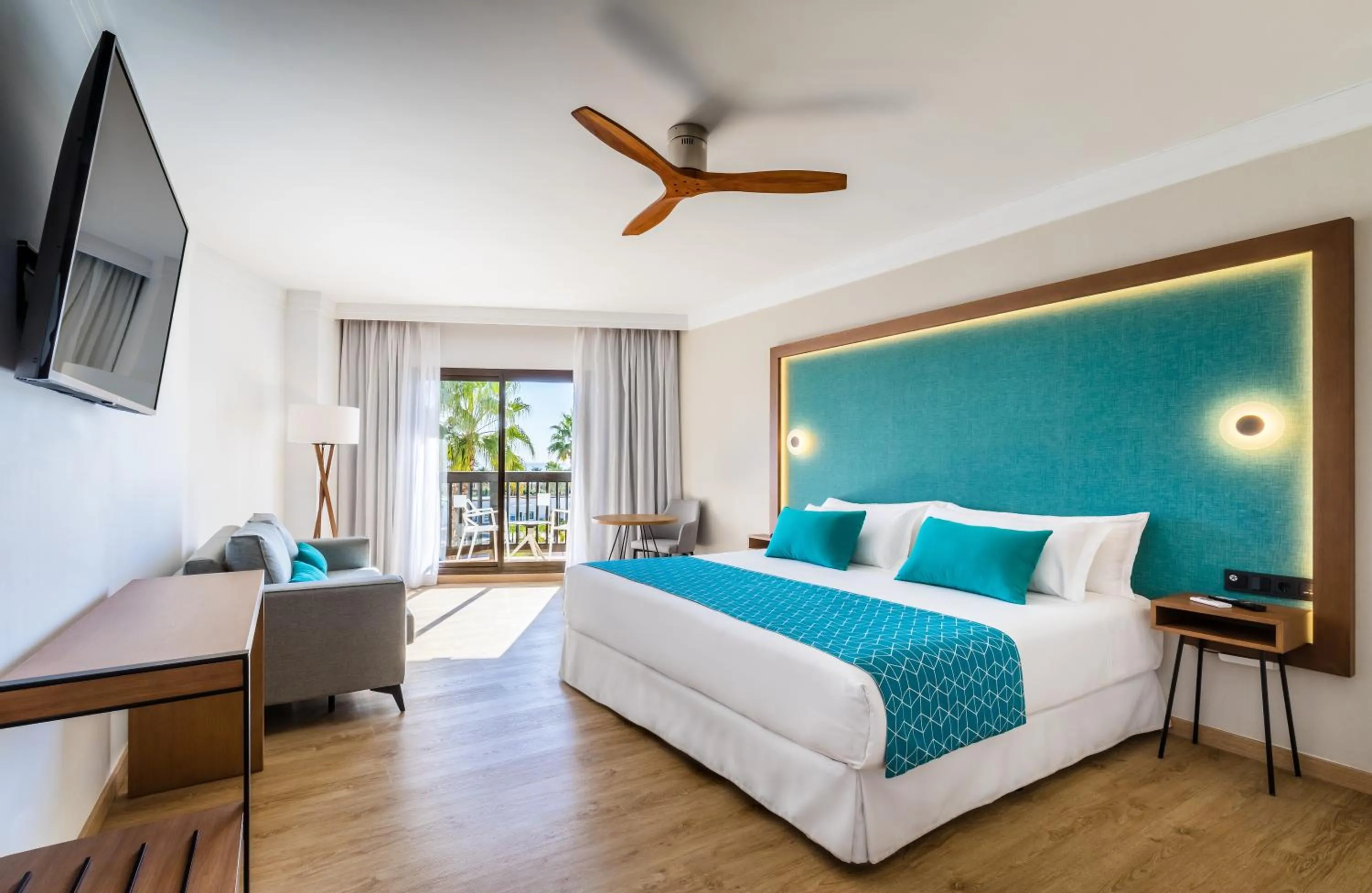 Superior Double Room with Sea View (2 adults + 2 children) in Barceló Cabo de Gata