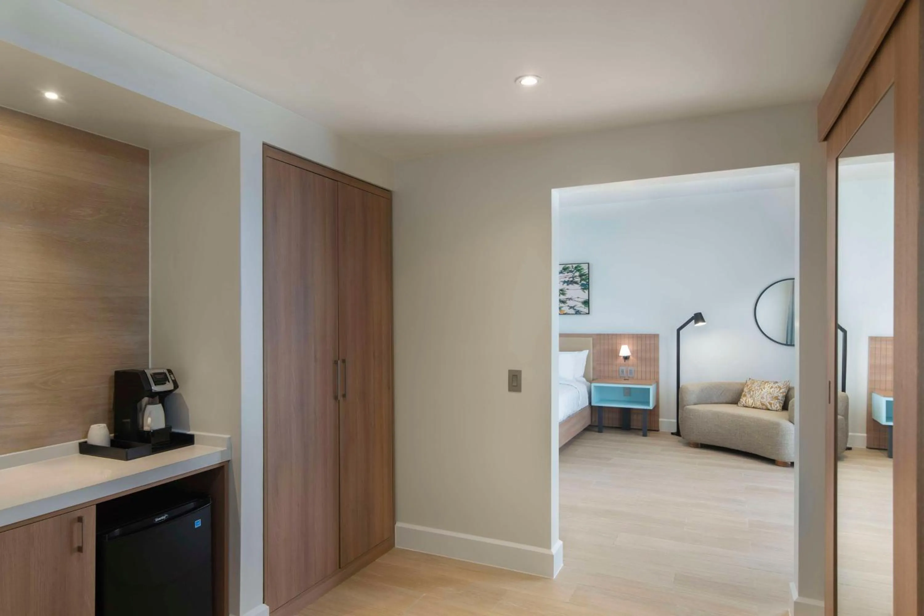 King Room with Roll-In Shower - Mobility Access in Hilton Garden Inn La Romana