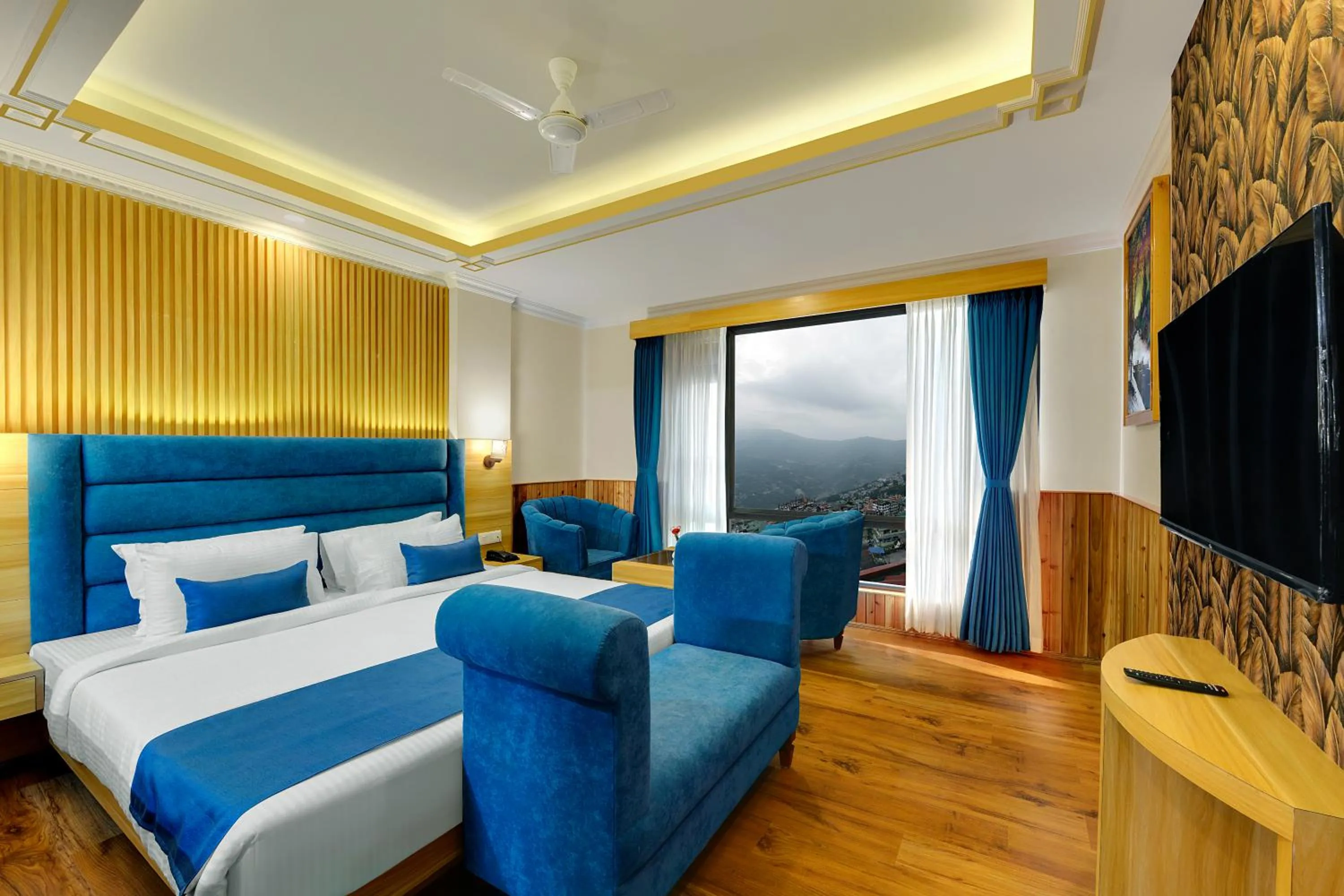 Family Room in Yashshree Sikkim Blossom 600 Meters from MG Marg