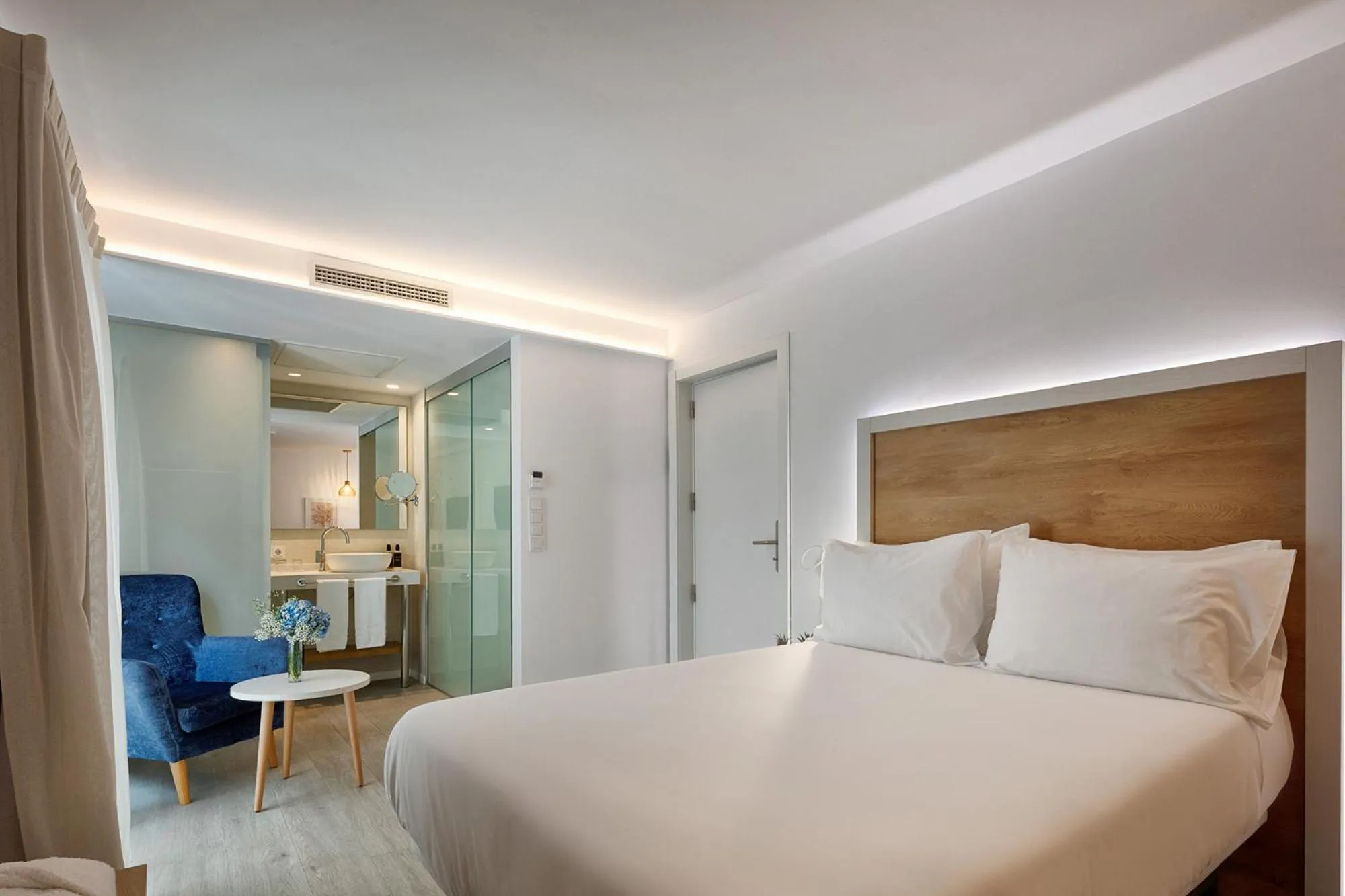 Single Room in Eurostars Puerto de Ibiza