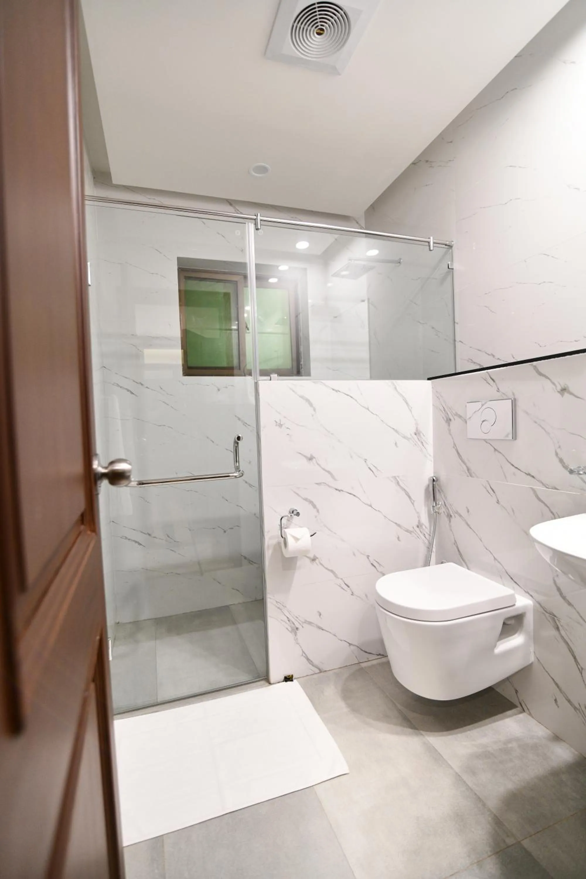 Standard King Room in Royal Regency Hotel