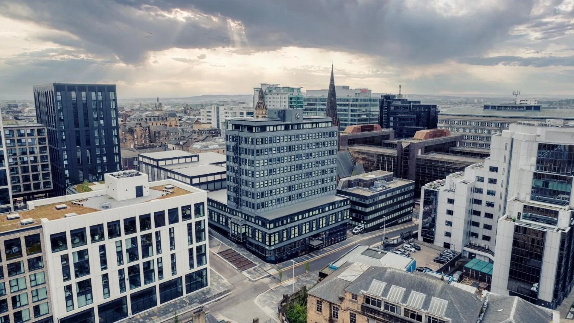Balcony Room, 1 Super King Bed, City View in Sandman Signature Glasgow Hotel