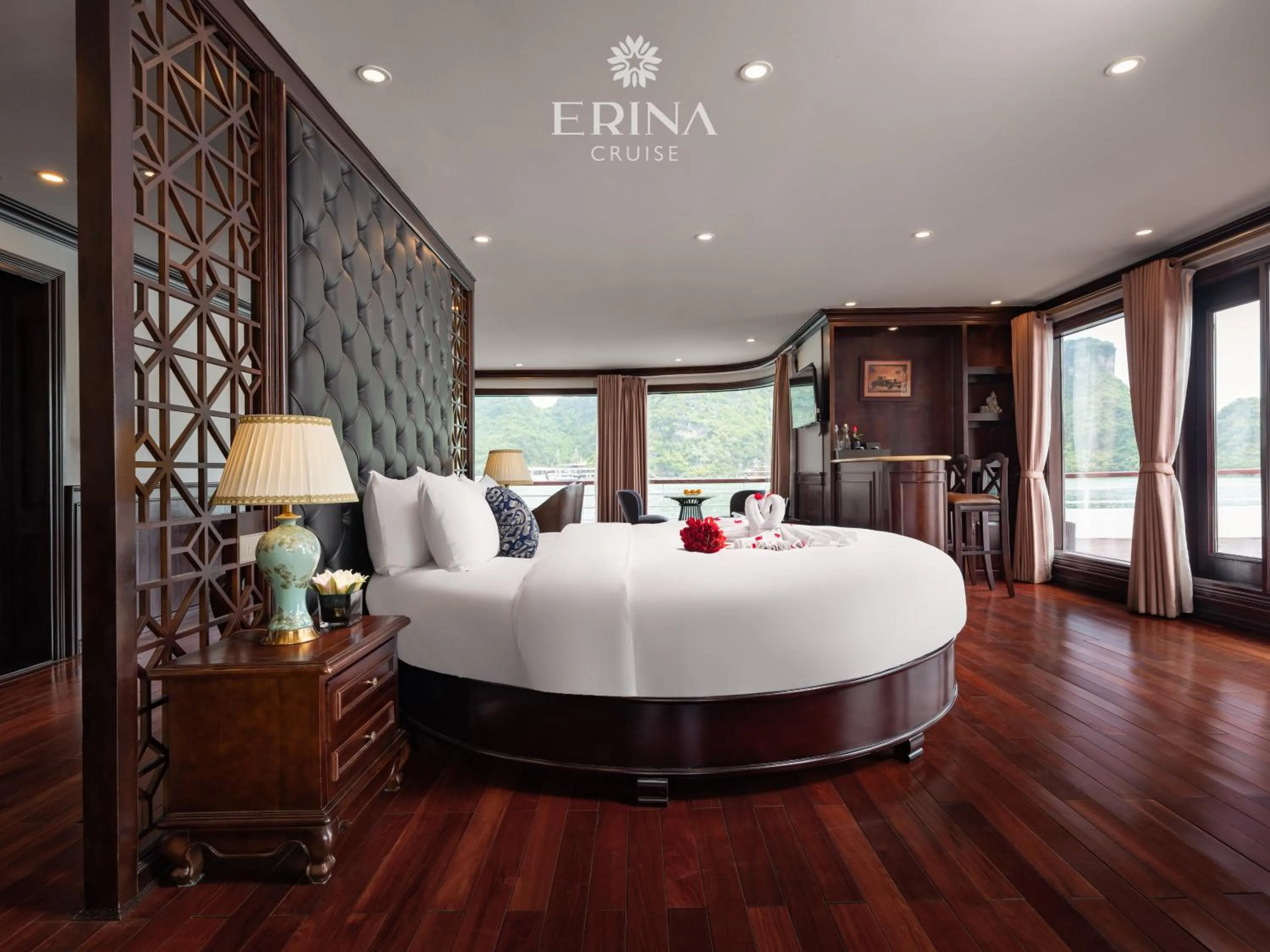 Presidential Suite - single occupancy in Erina Cruise by HAG