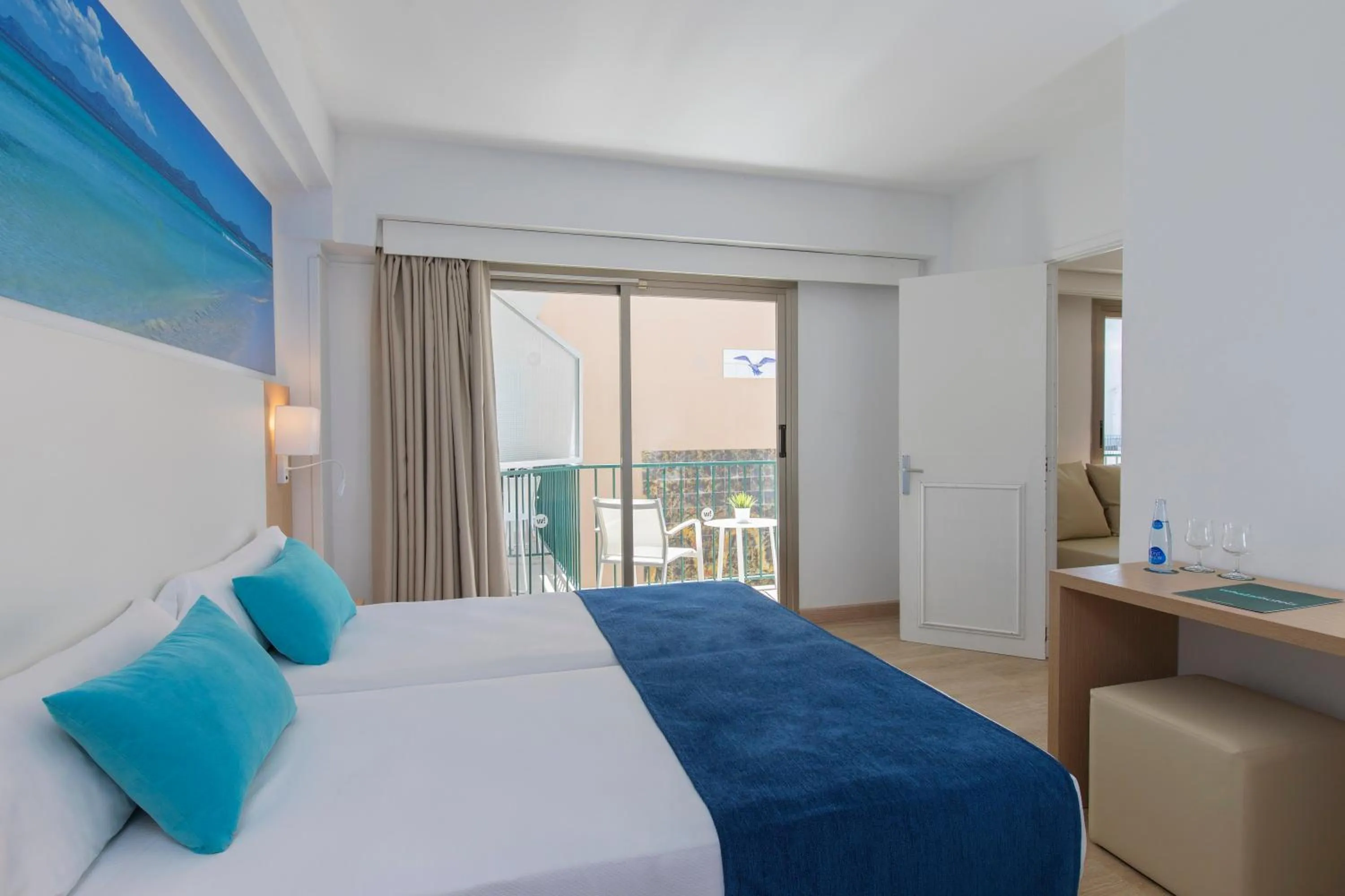 One-Bedroom Apartment with Balcony in whala!beach