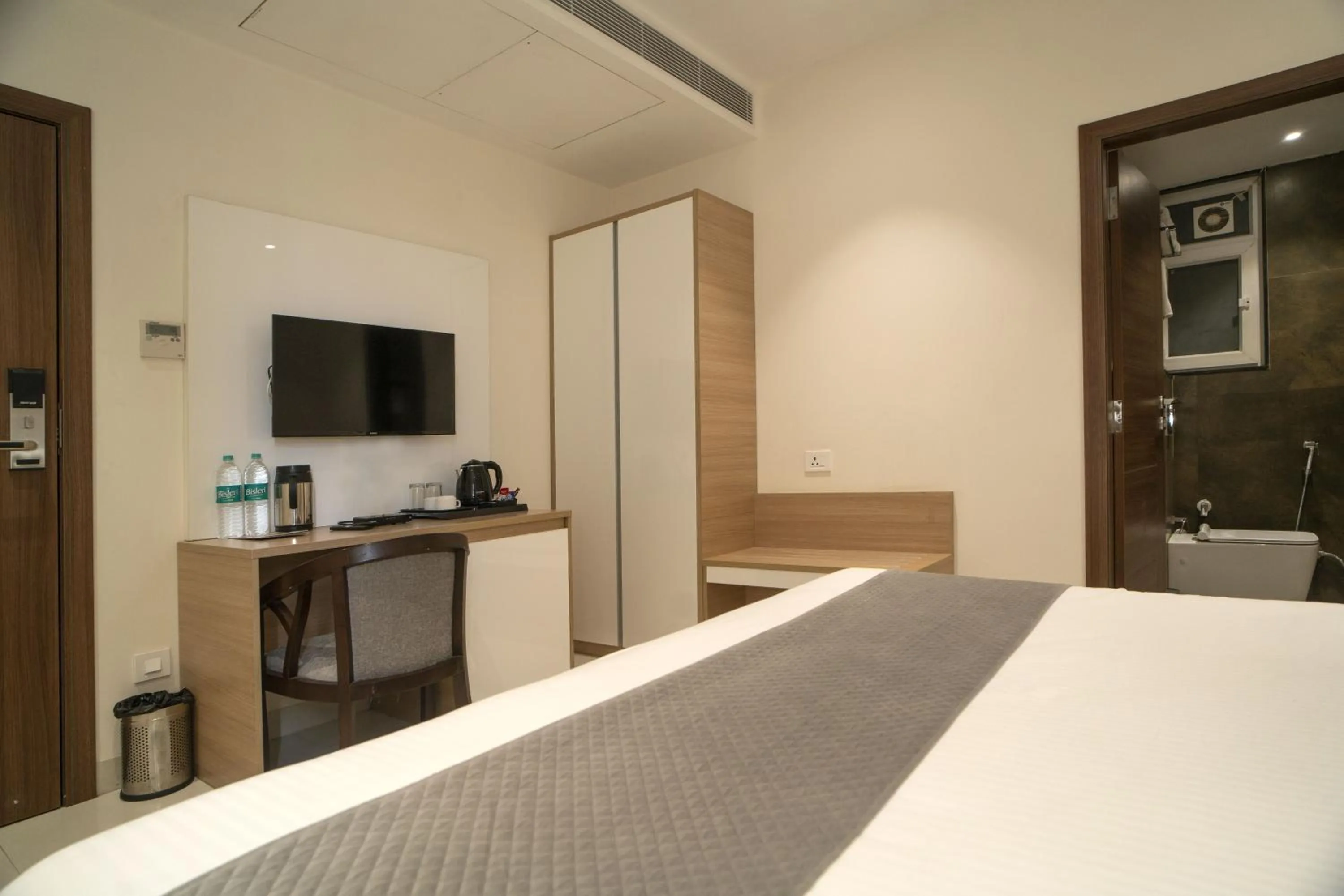 Standard Double Room - single occupancy in THE MANGAL VIEW RESIDENCY - A Luxury Boutique Business Hotel