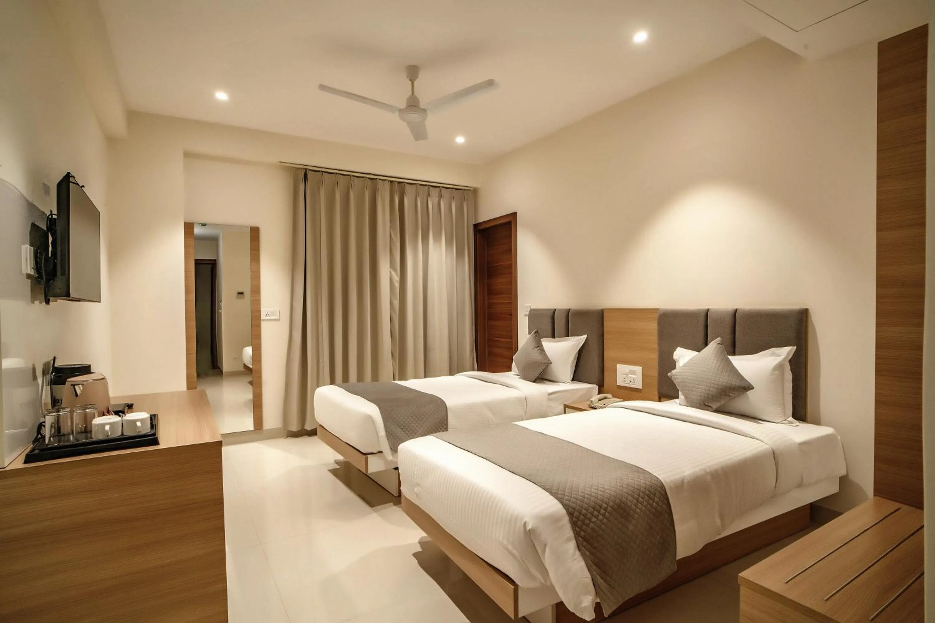 Superior Twin Room in THE MANGAL VIEW RESIDENCY - A Luxury Boutique Business Hotel