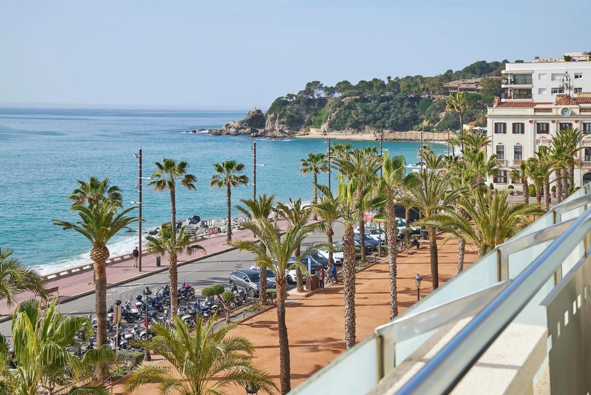 Double Room with Sea View and Balcony in URH Excelsior