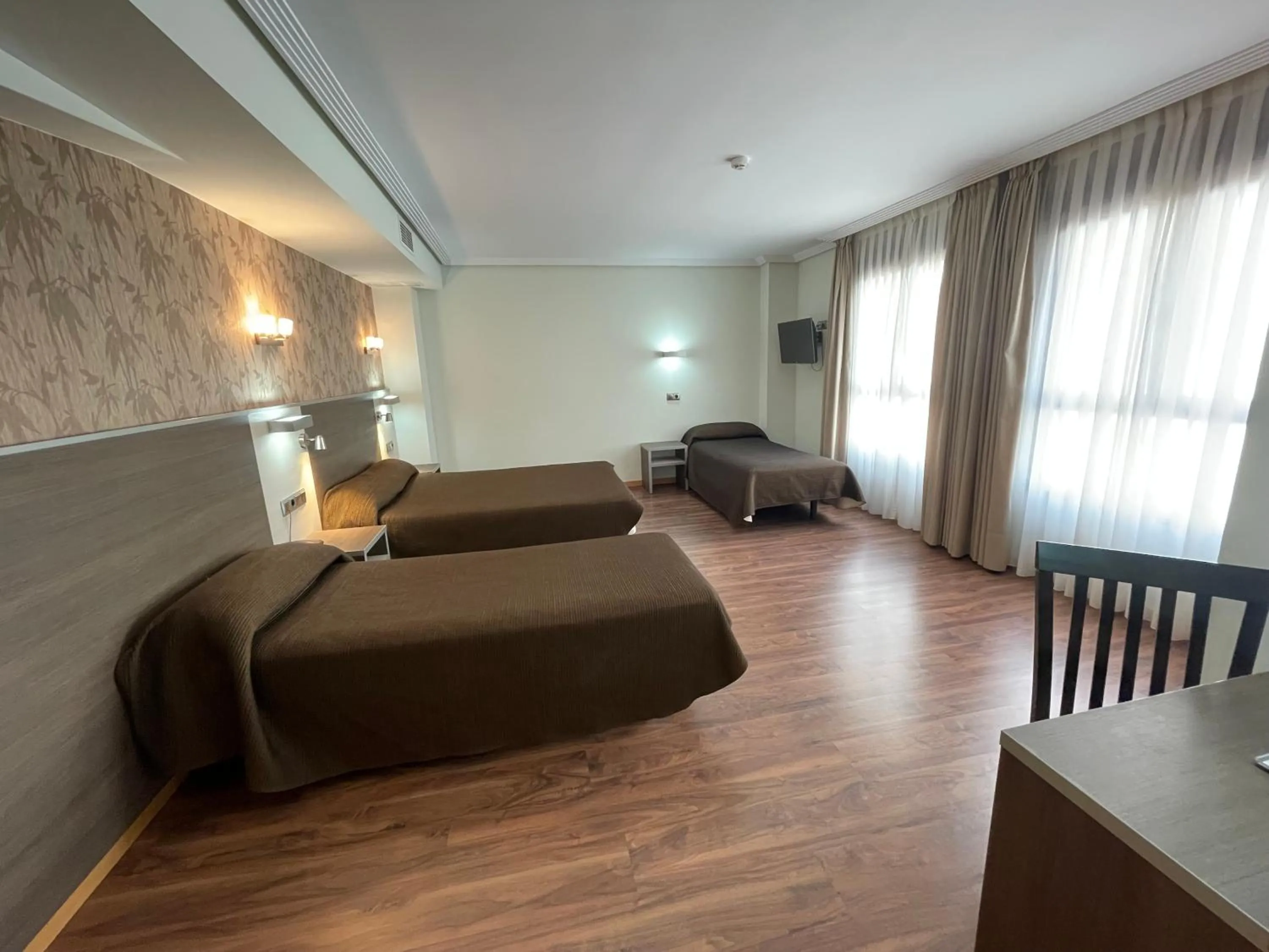 Comfort Family Room in 4C Bravo Murillo