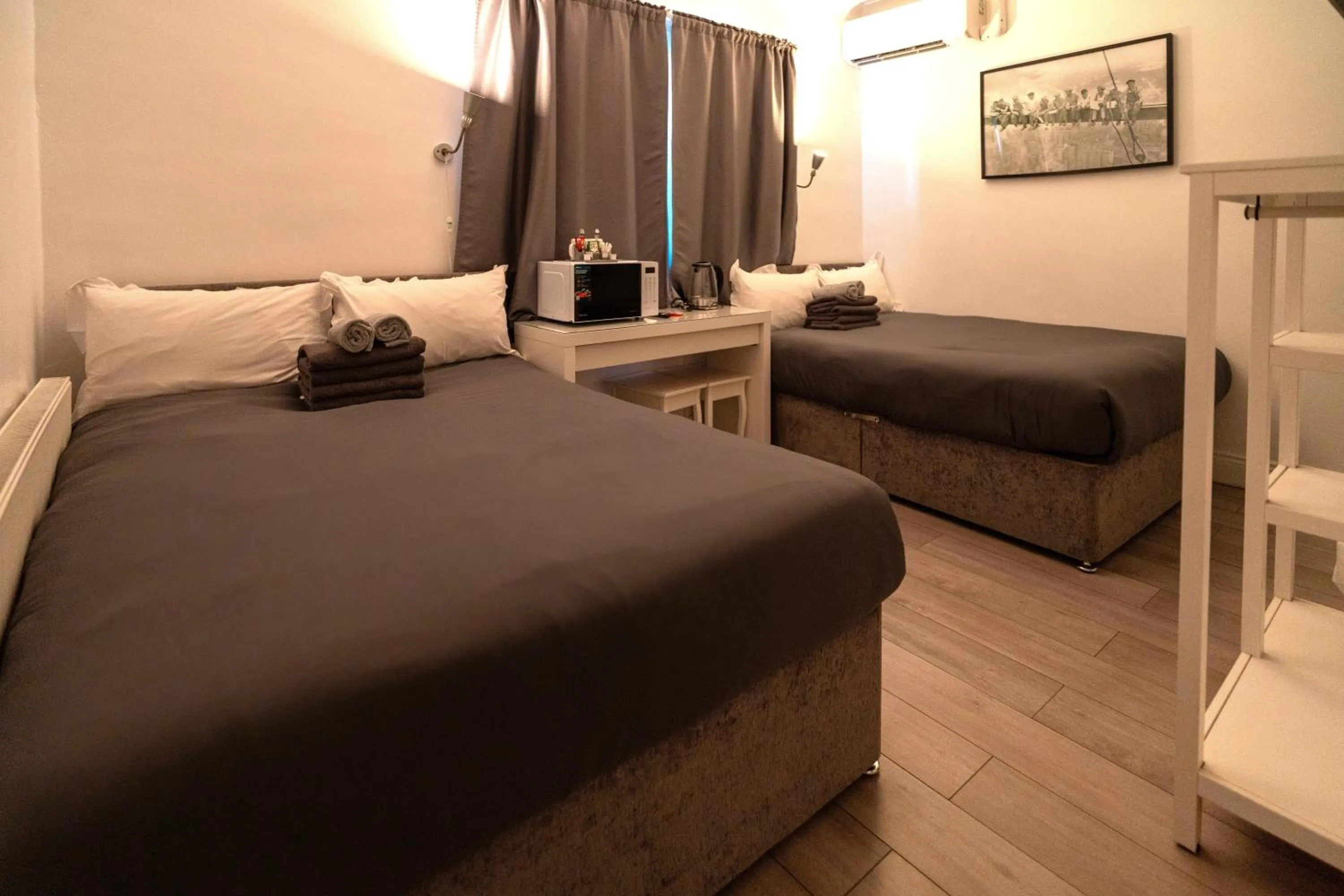 Family Room in Abbey Point Hotel