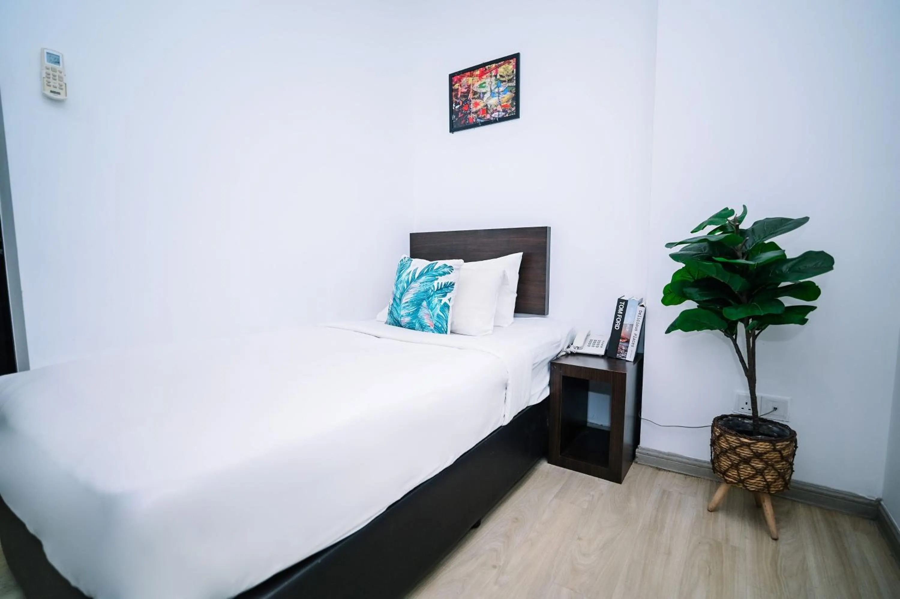 Standard Single Room in Swing & Pillows - Dataran Merdeka Kuala Lumpur