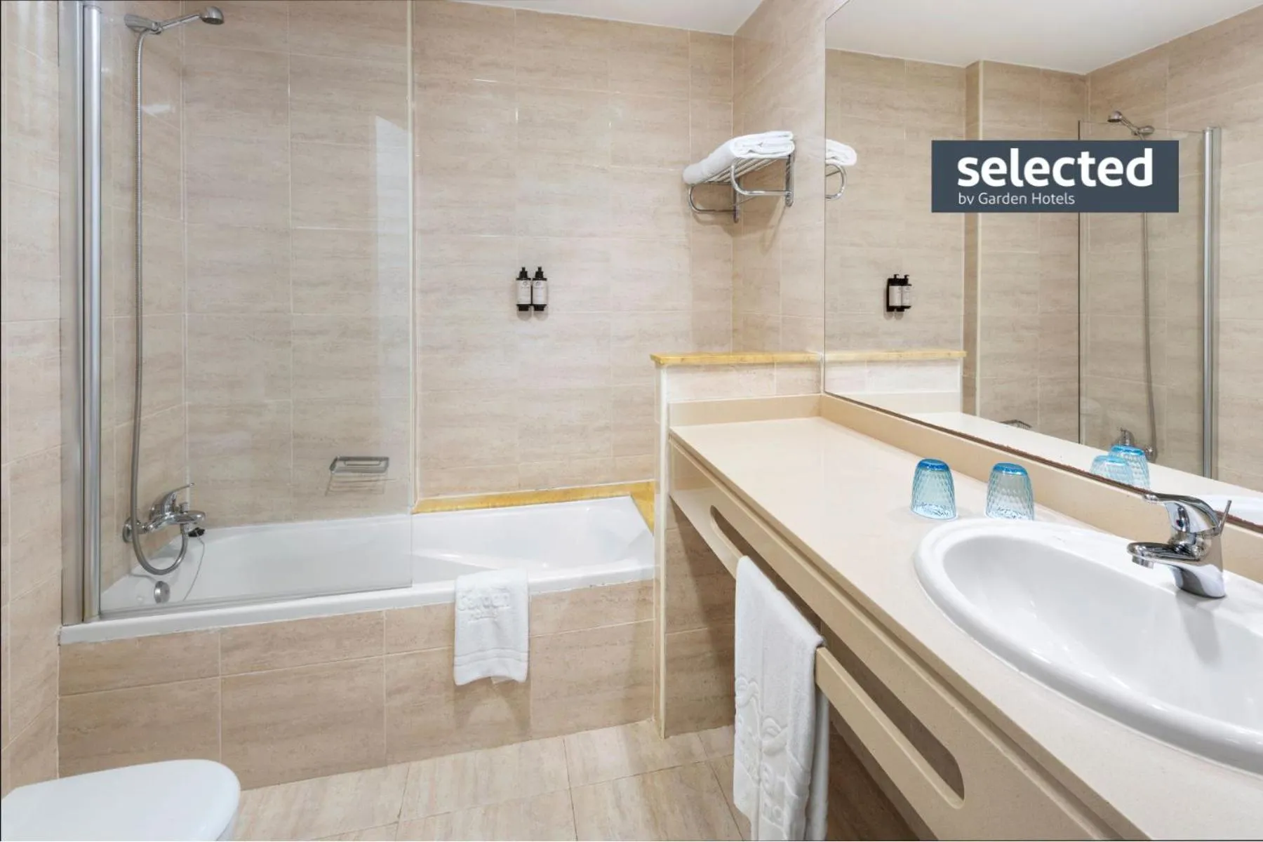 Selected Club Deluxe Hydro Superior Room Sea View in Garden Playanatural - Adults Only