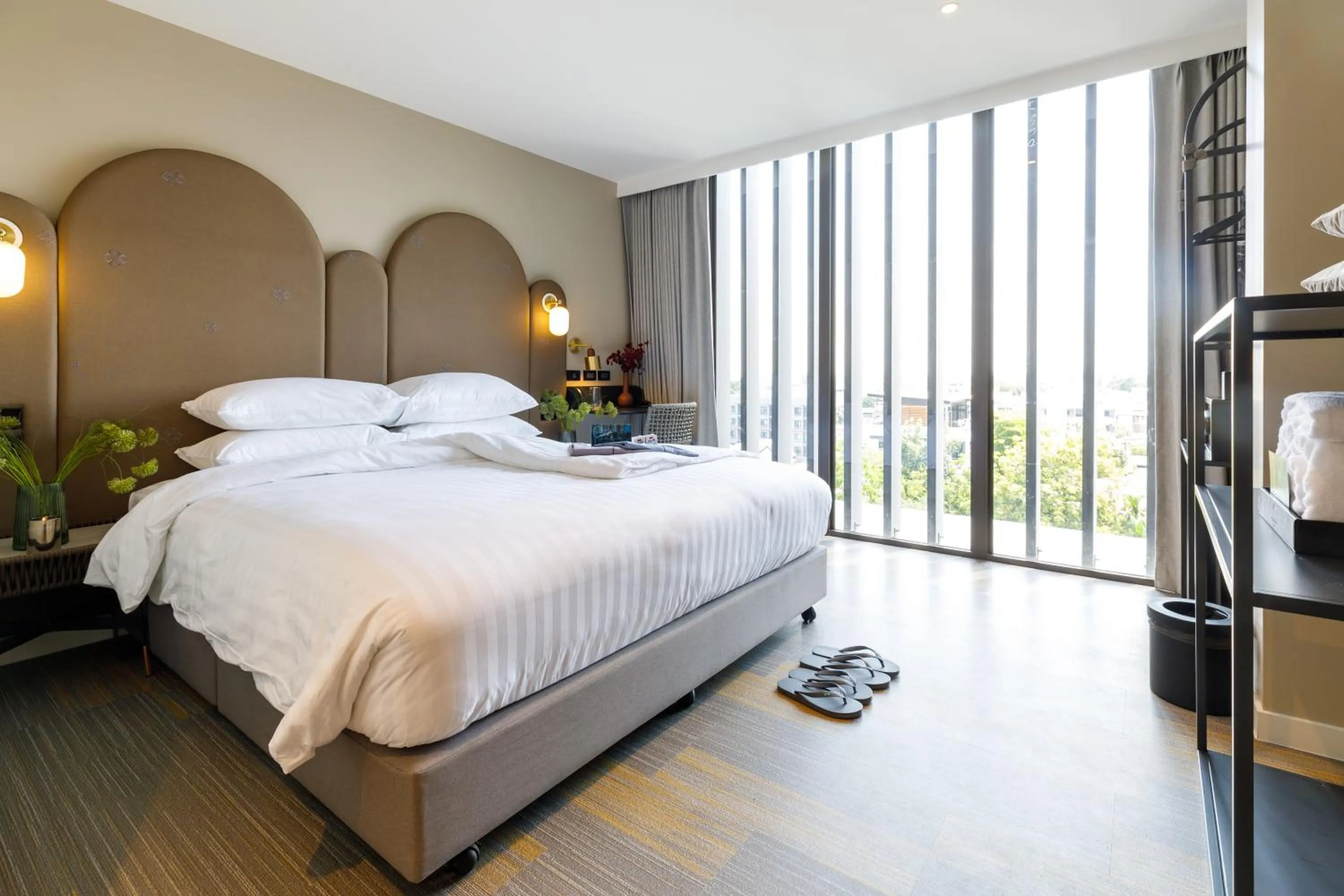 Deluxe Double Room in Benjarong Hotel Bangkok Ratchada