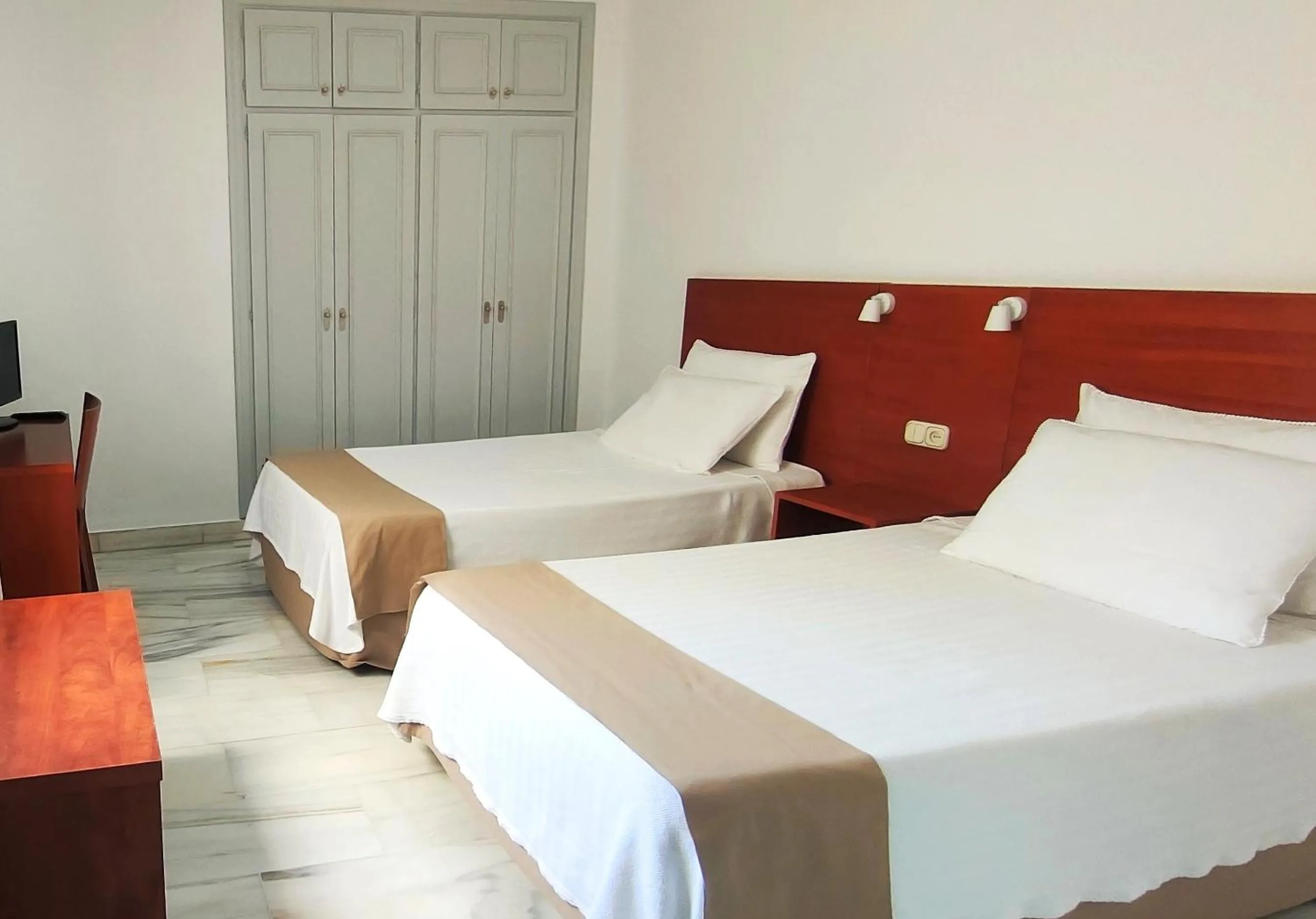 Twin Room in Hotel Sol Almería