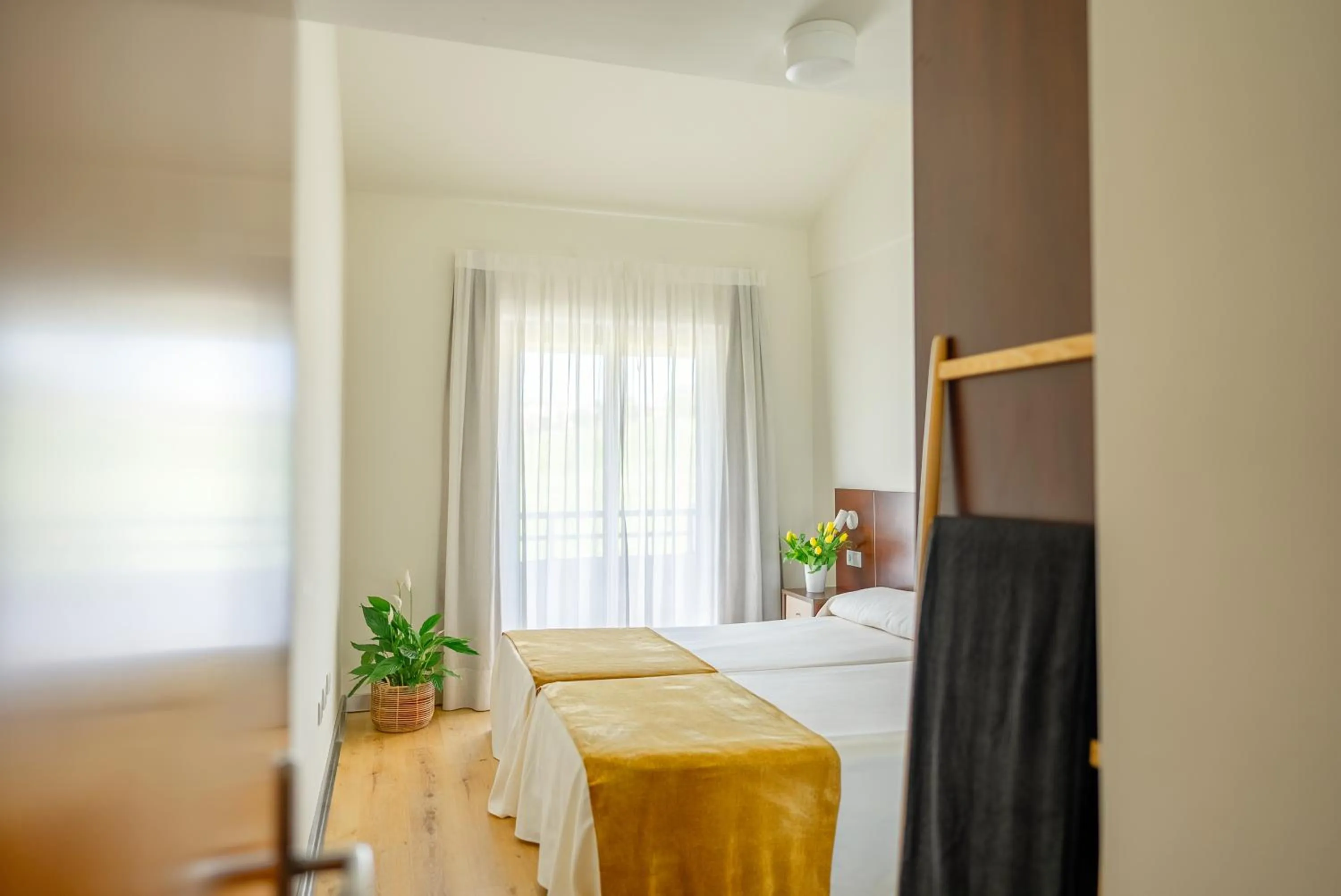 Two-Bedroom Apartment with Pool View in Apartamentos Dunas de Liencres