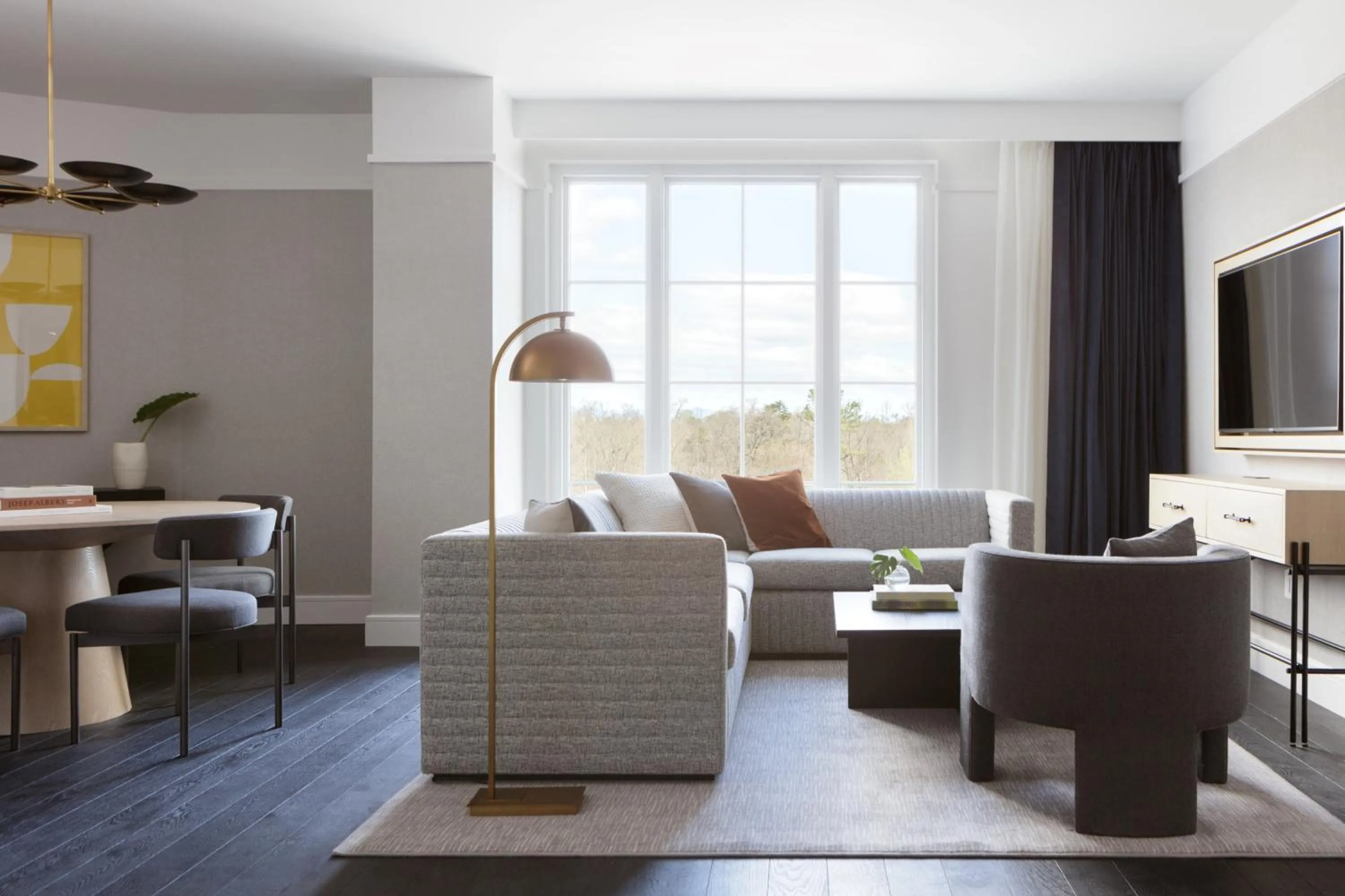 One-Bedroom Suite in Kimpton - The Forum Hotel by IHG