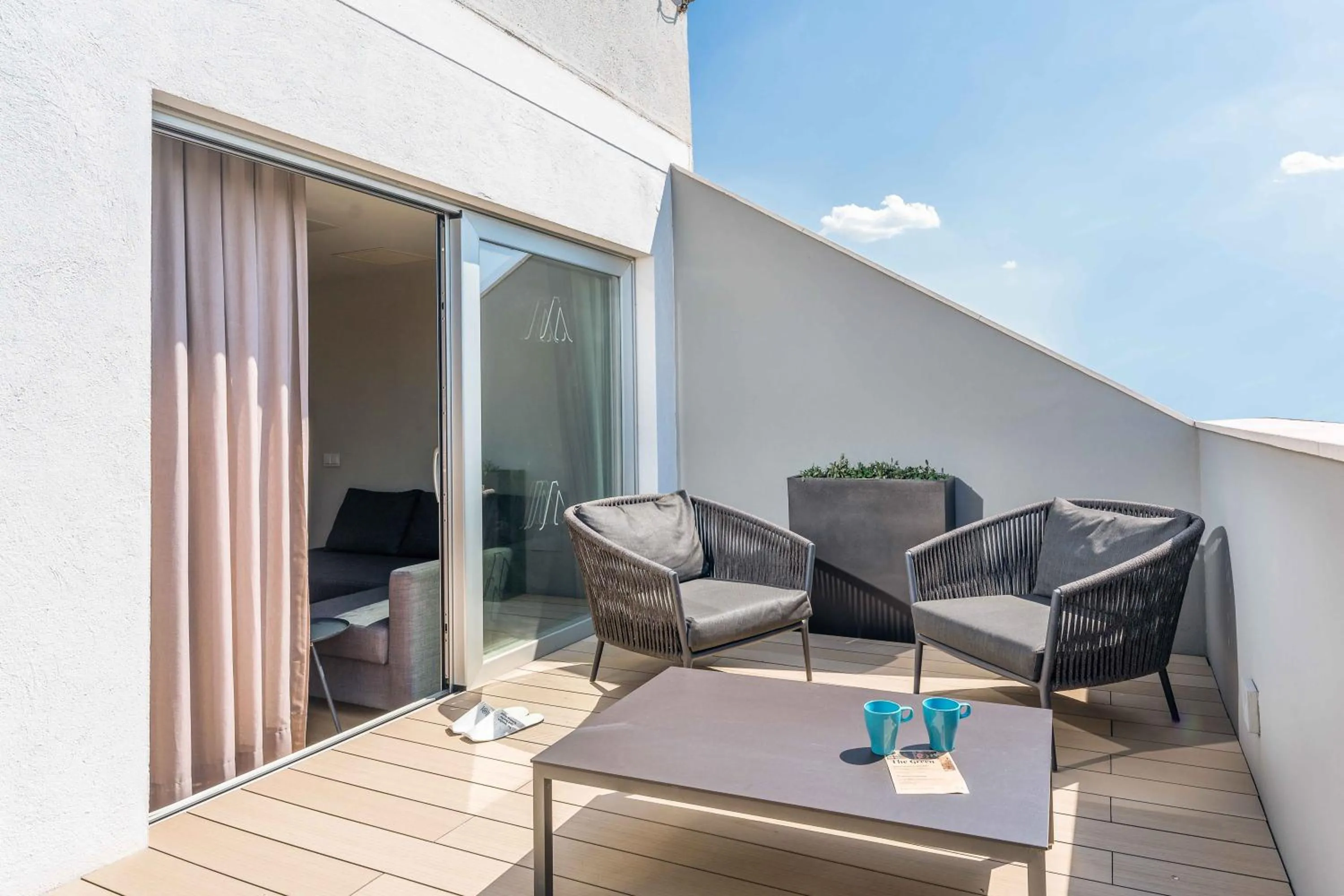 Junior Suite with Terrace - single occupancy in ARTIEM Madrid