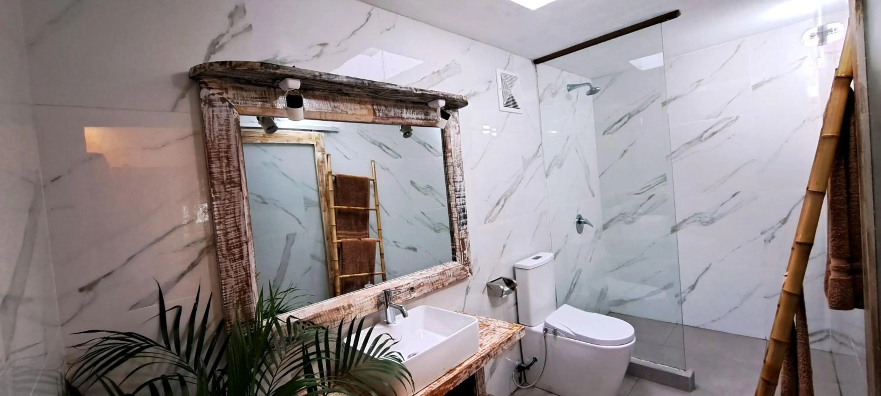 Deluxe Room in Oasis Villas