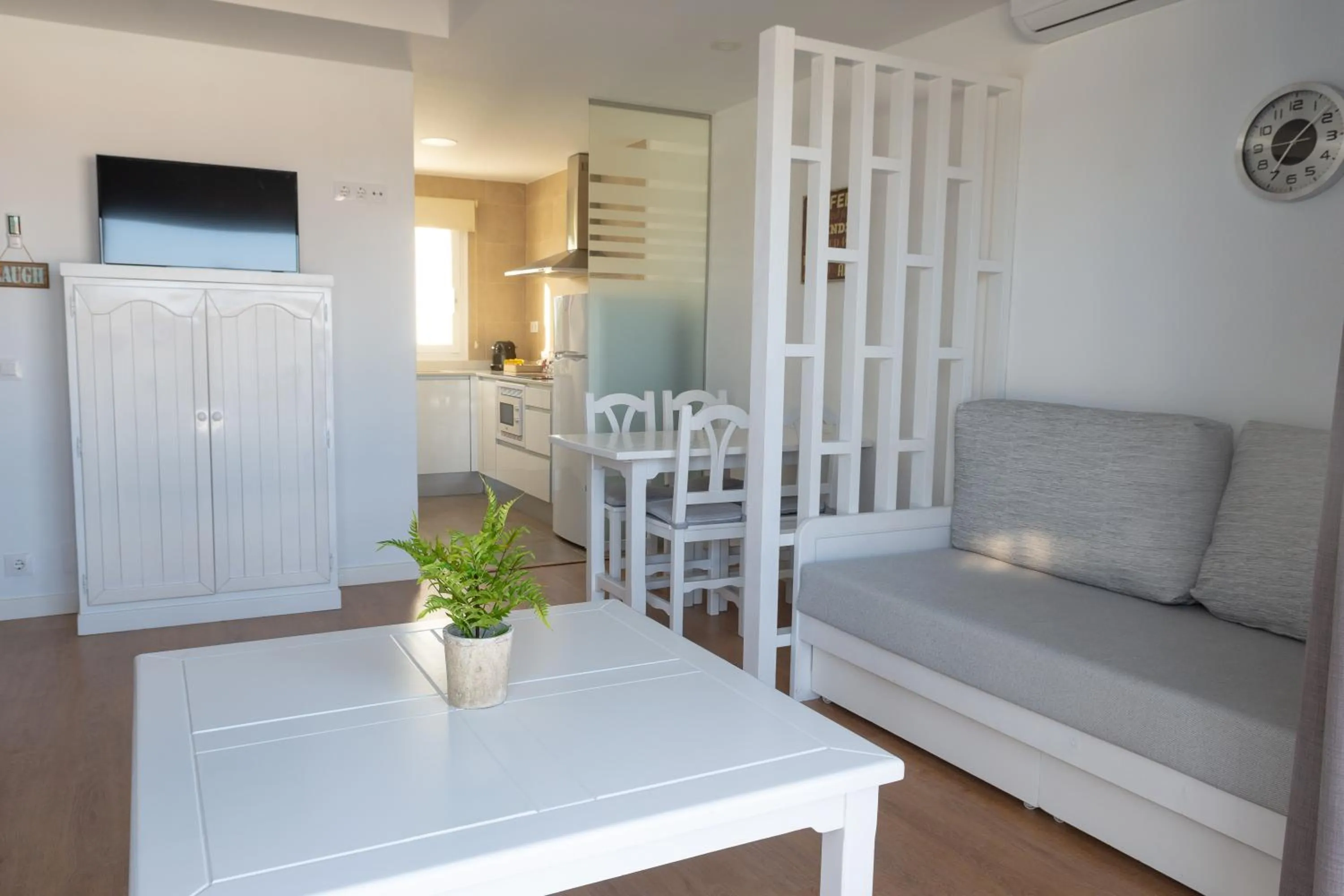 Deluxe Apartment in Naranjos Resort Menorca