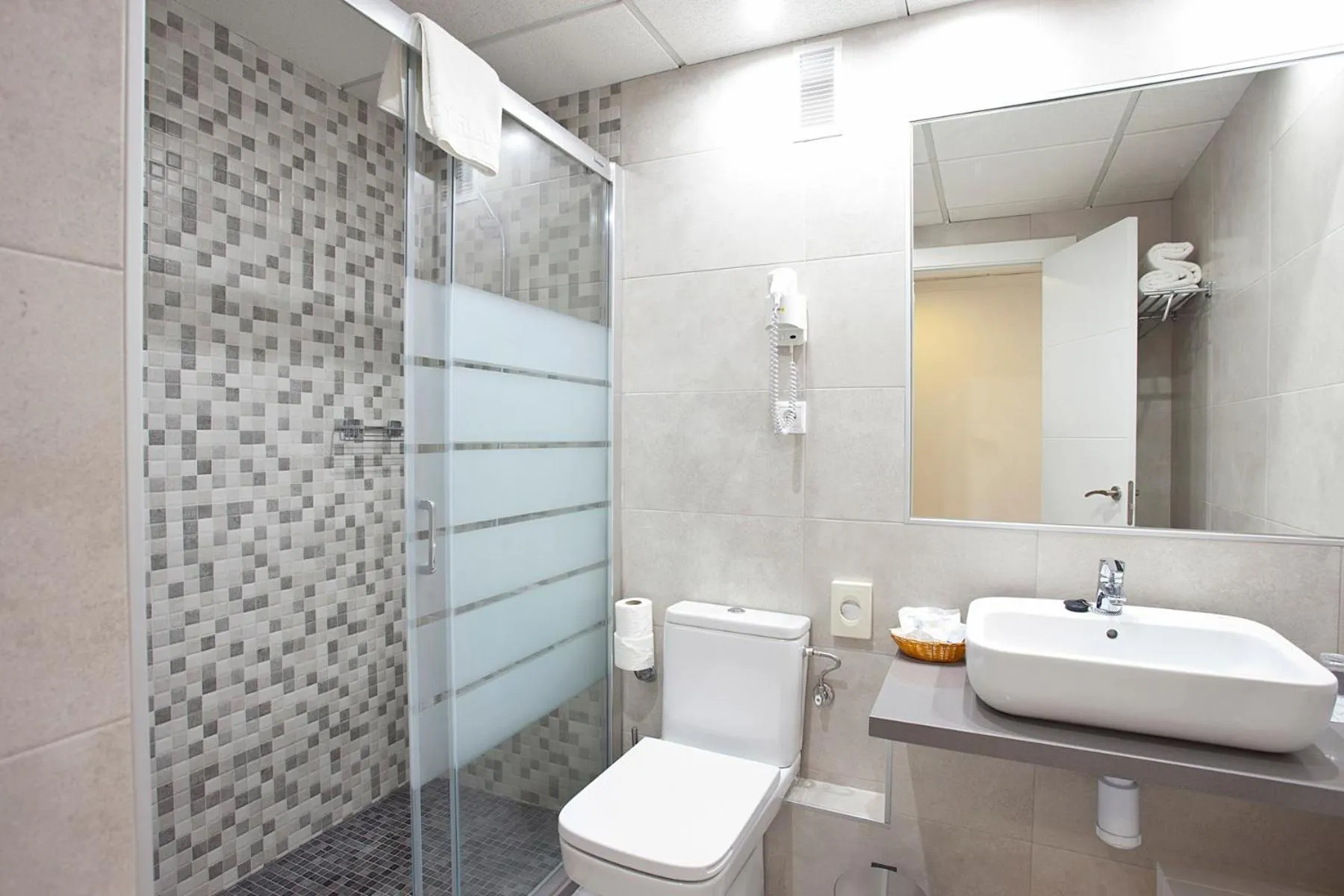 One-Bedroom Apartment in Ona Princesa Playa