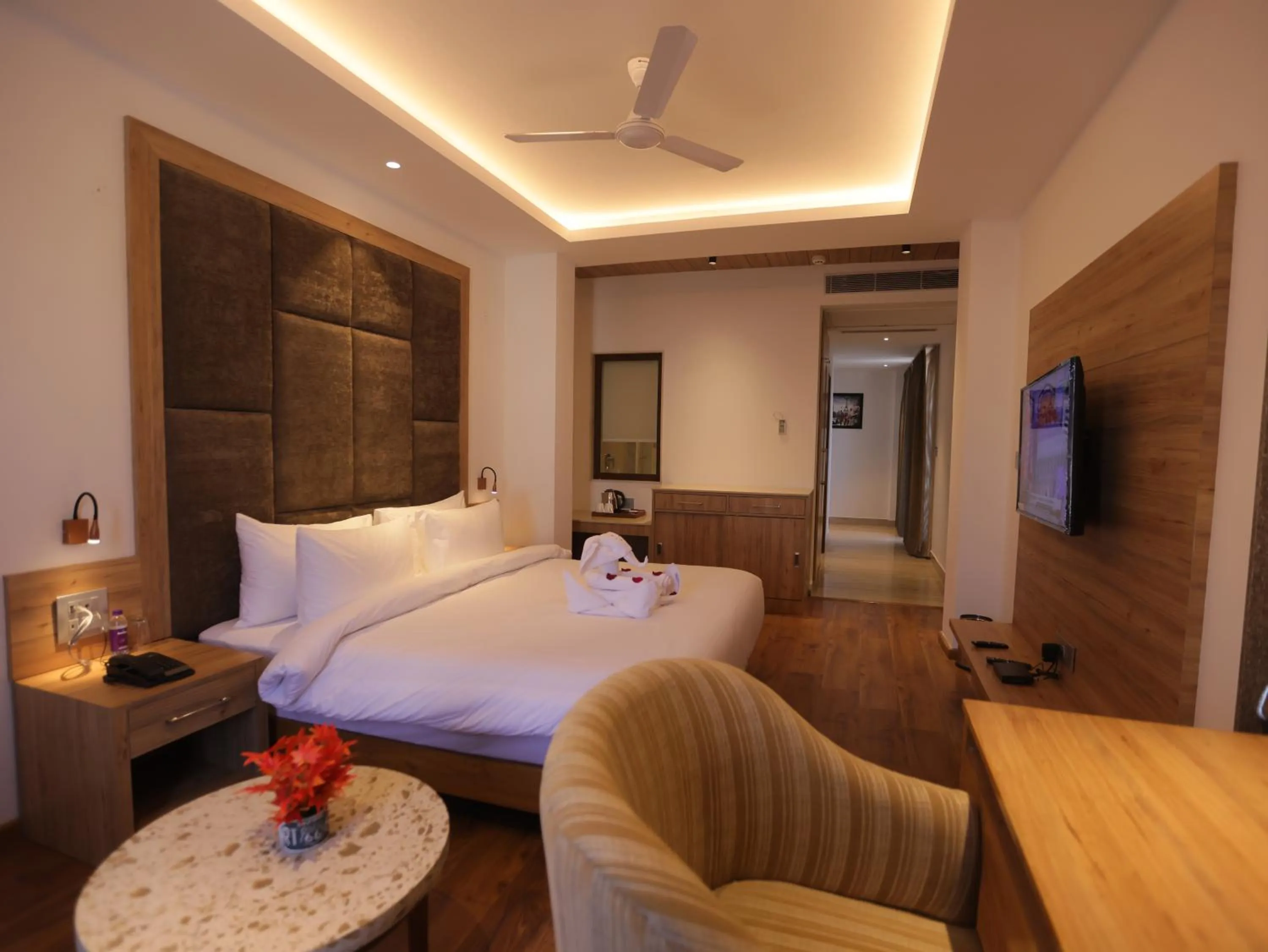 Junior Suite with Balcony in Clarks Inn Express, Dehradun