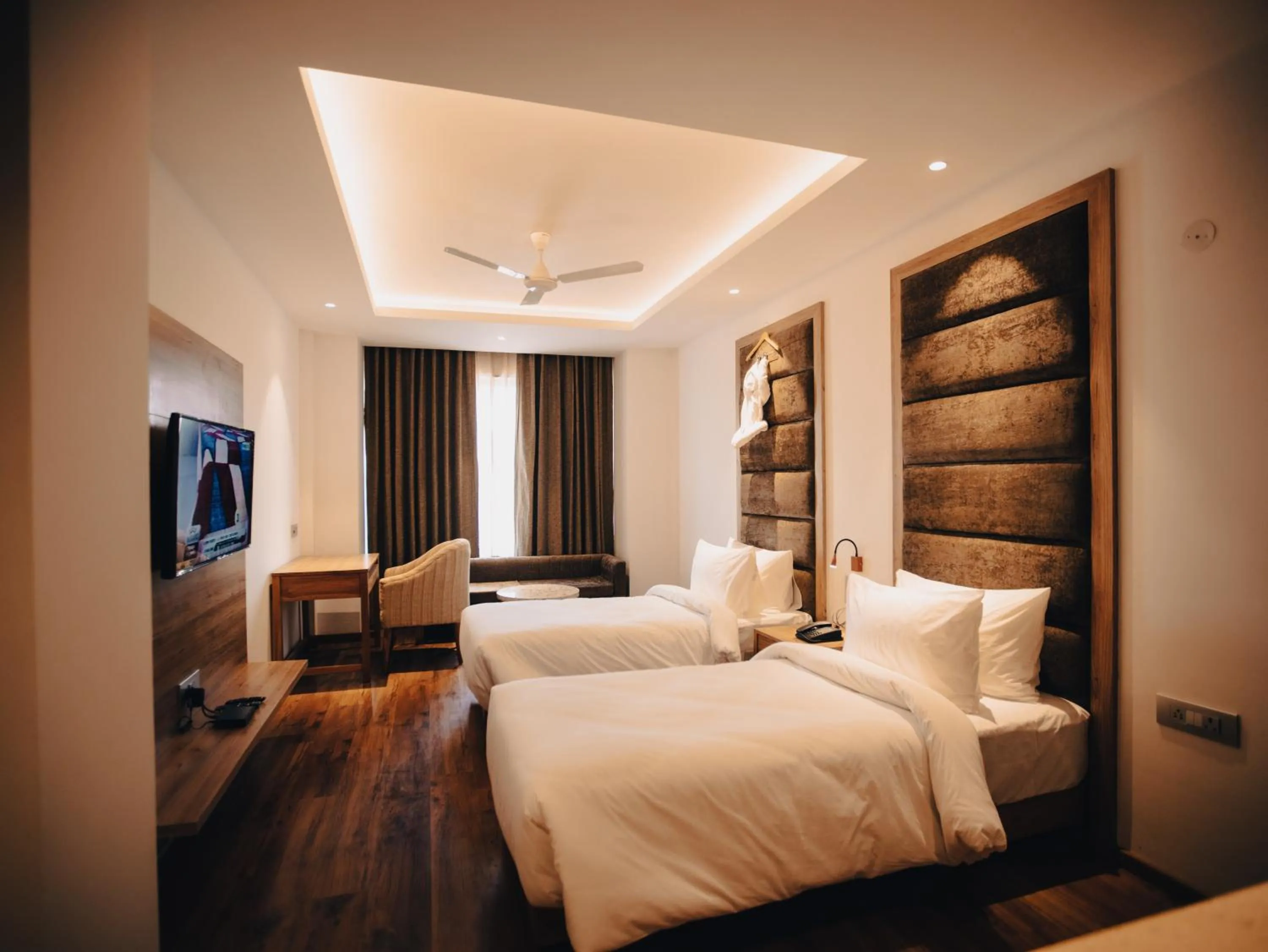 Deluxe Twin Room in Clarks Inn Express, Dehradun