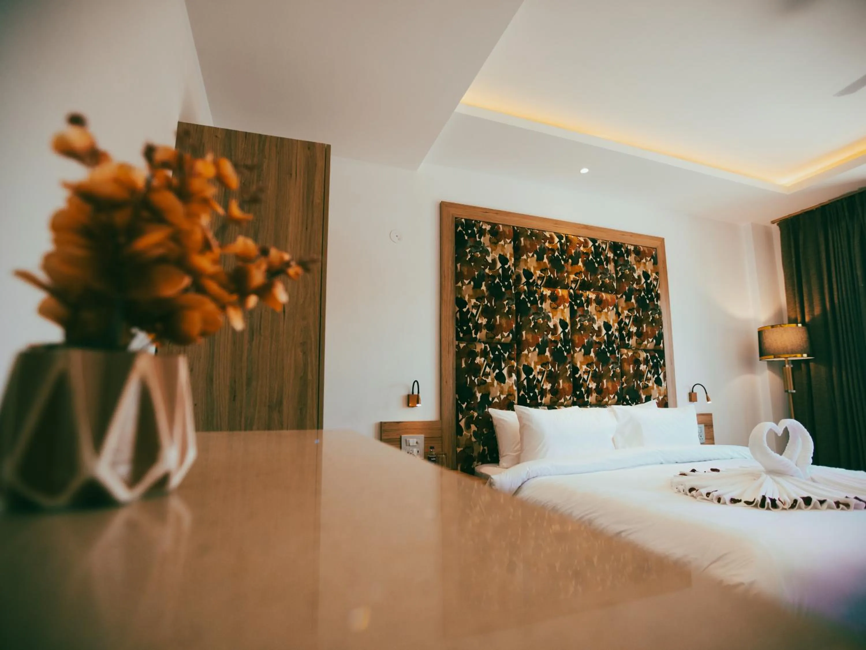 Suite with Balcony in Clarks Inn Express, Dehradun