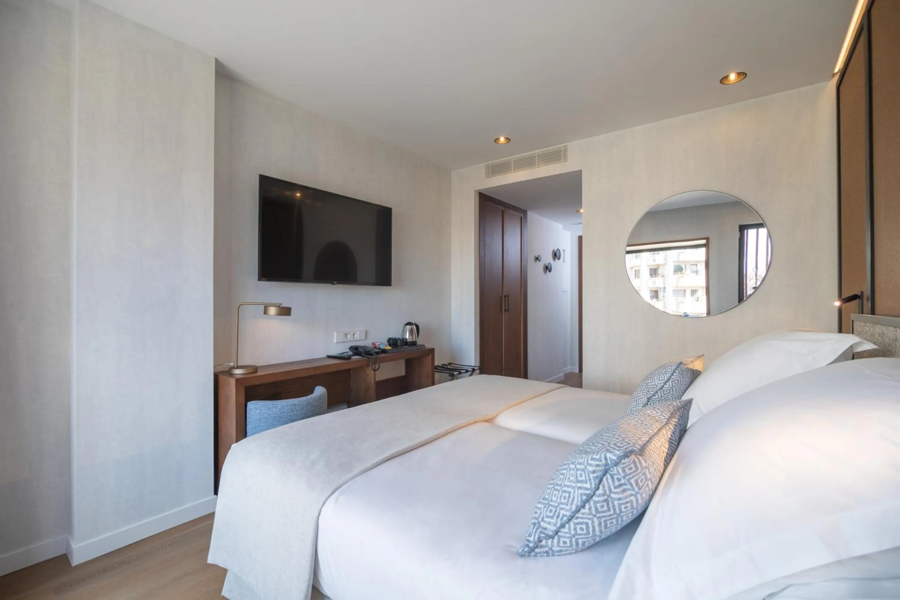 Double Room in JS Palma Plaza