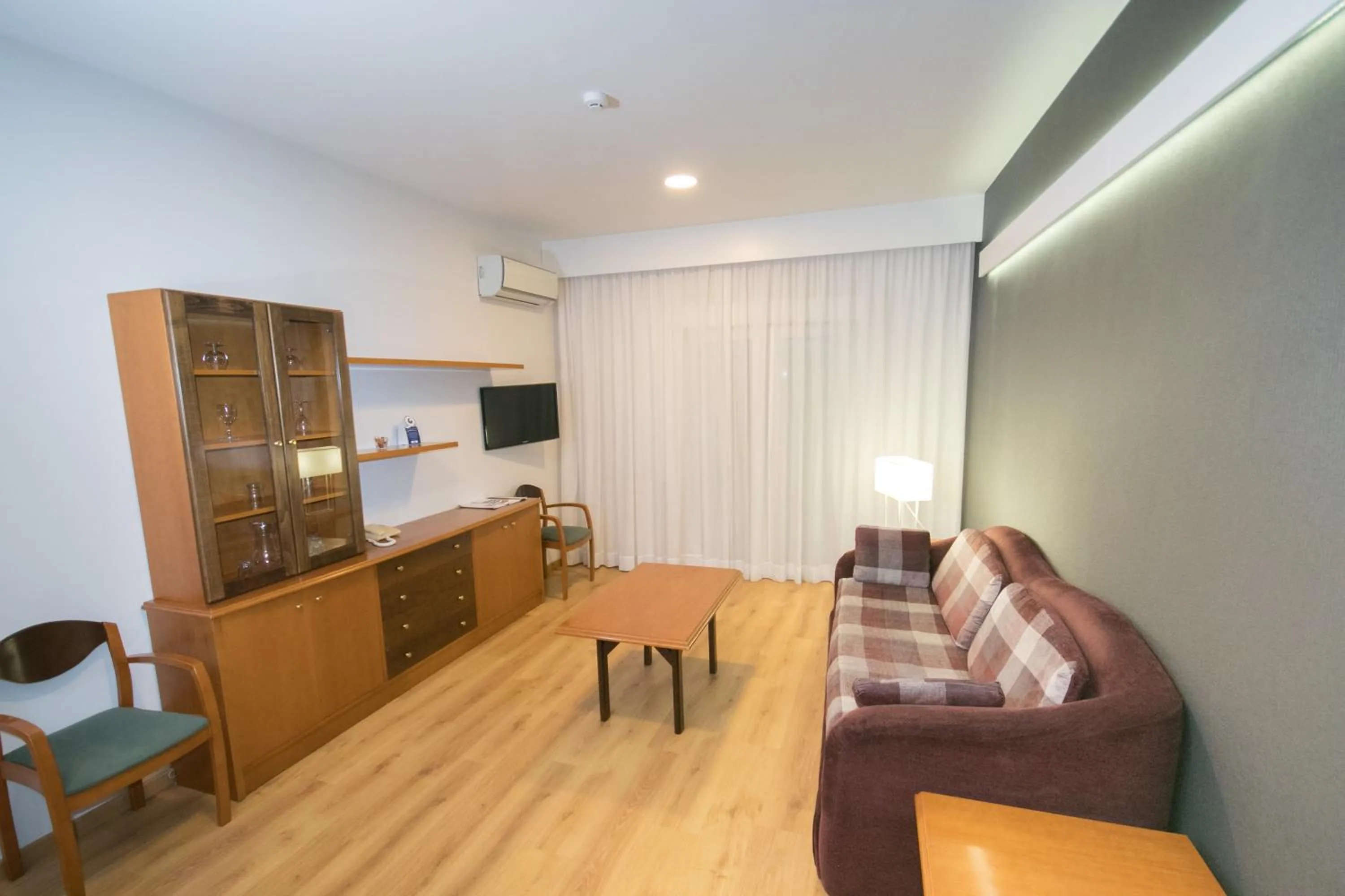 Two-Bedroom Apartment with Spa Access in Hotel Spa Nanin Playa