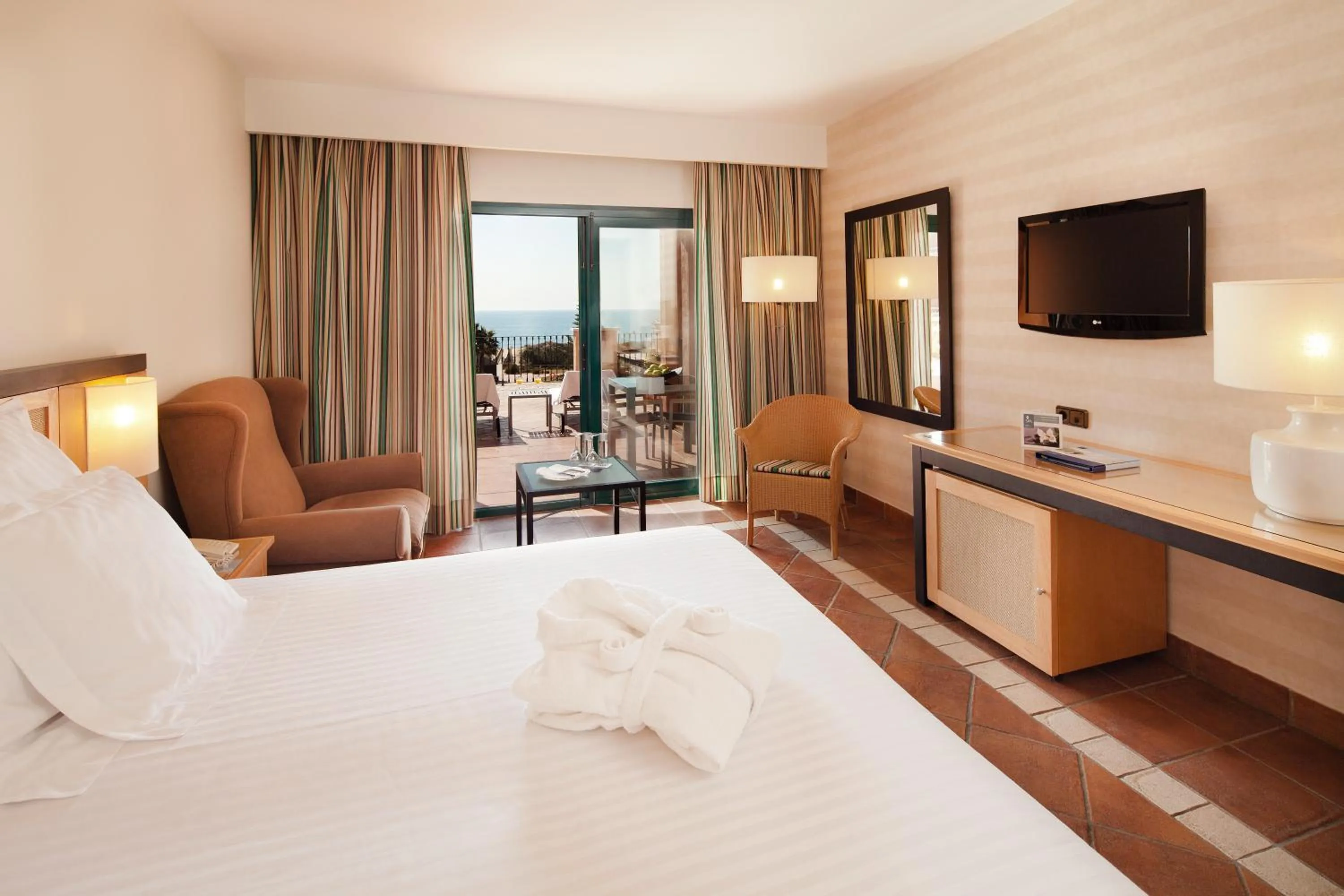 Deluxe Room with Pool View in Barceló Punta Umbría Mar