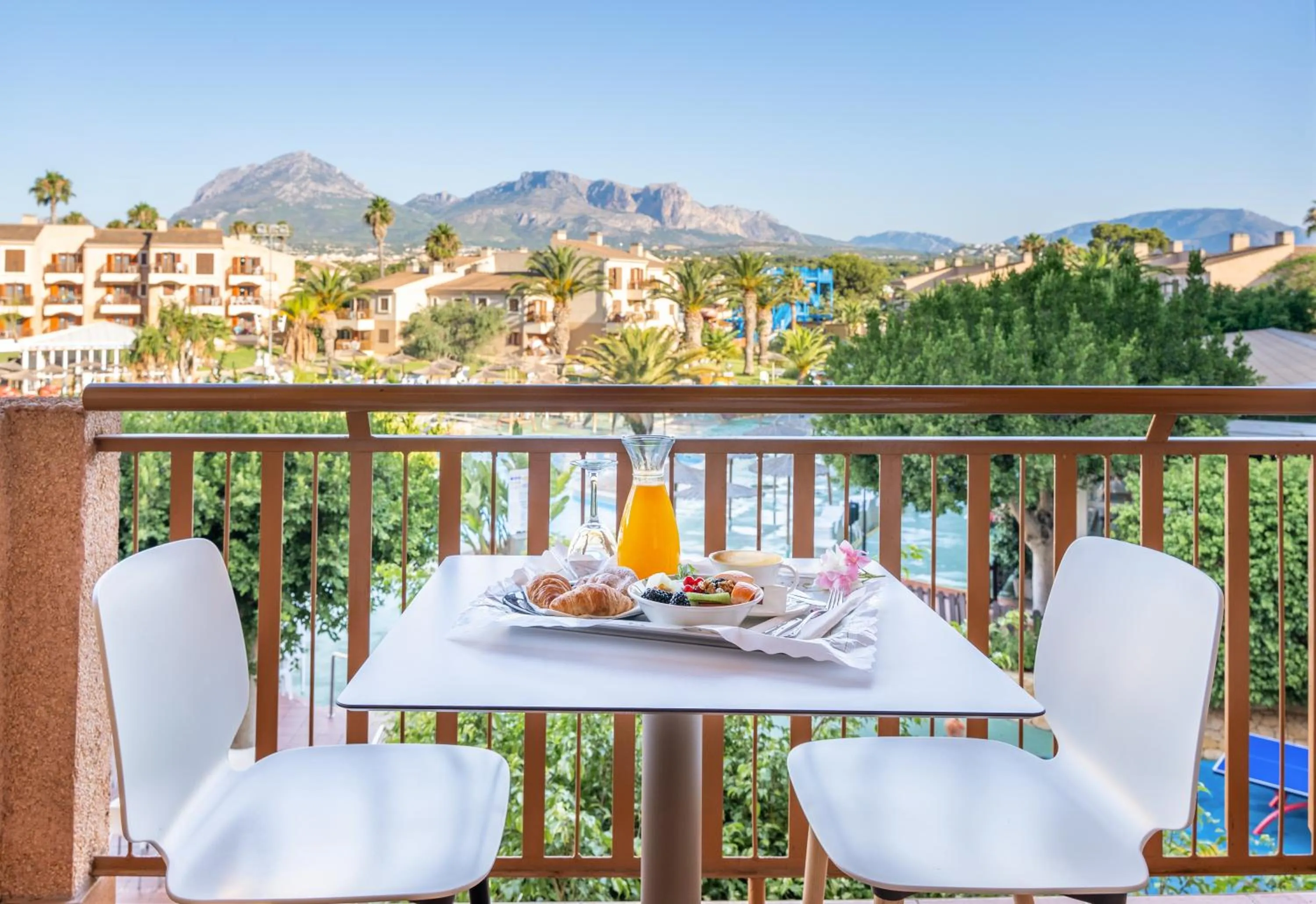 One-Bedroom Apartment (2 Adults) in Albir Garden Resort