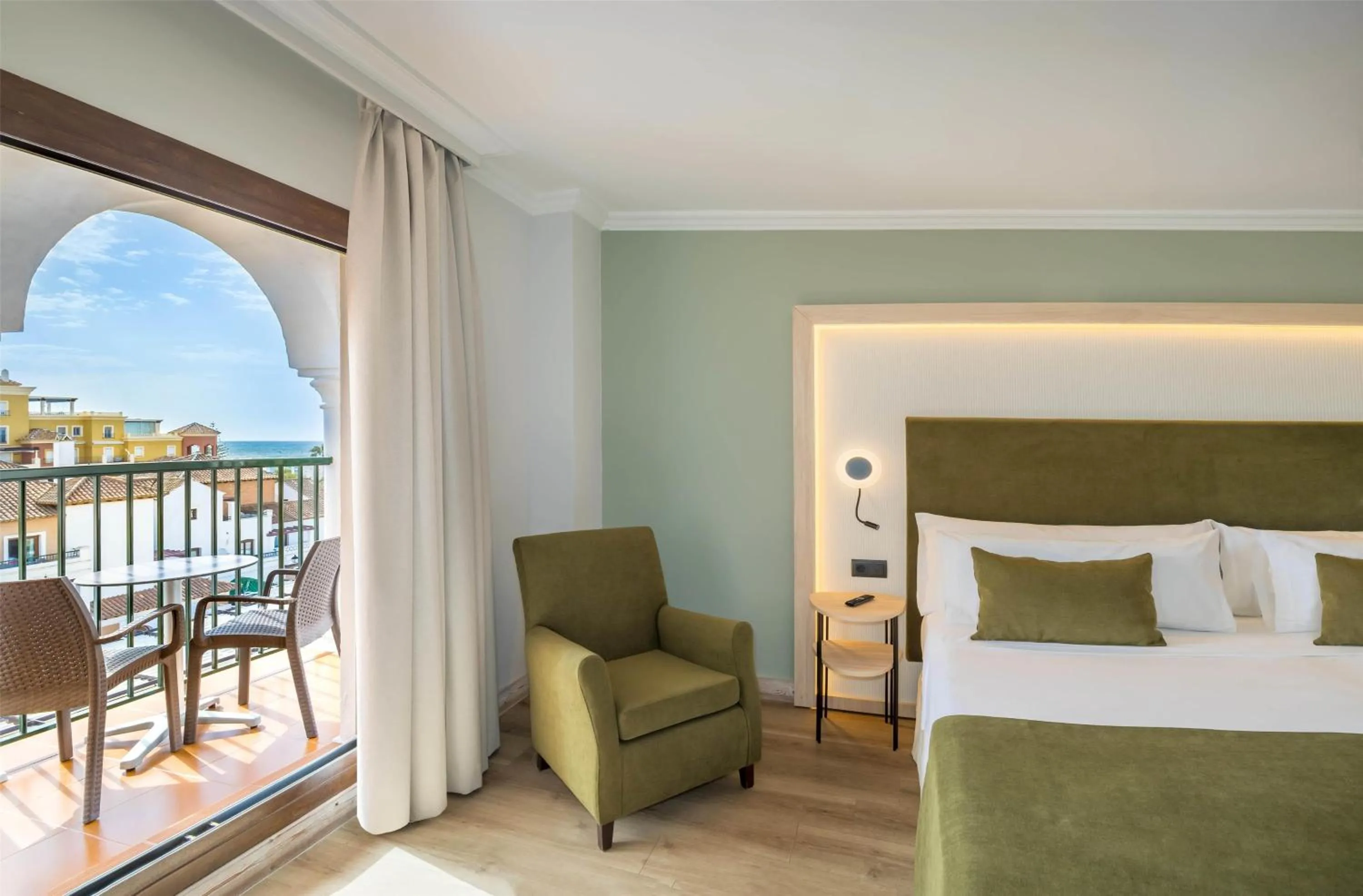 Deluxe Double Room with Side Sea View in Barceló Isla Canela