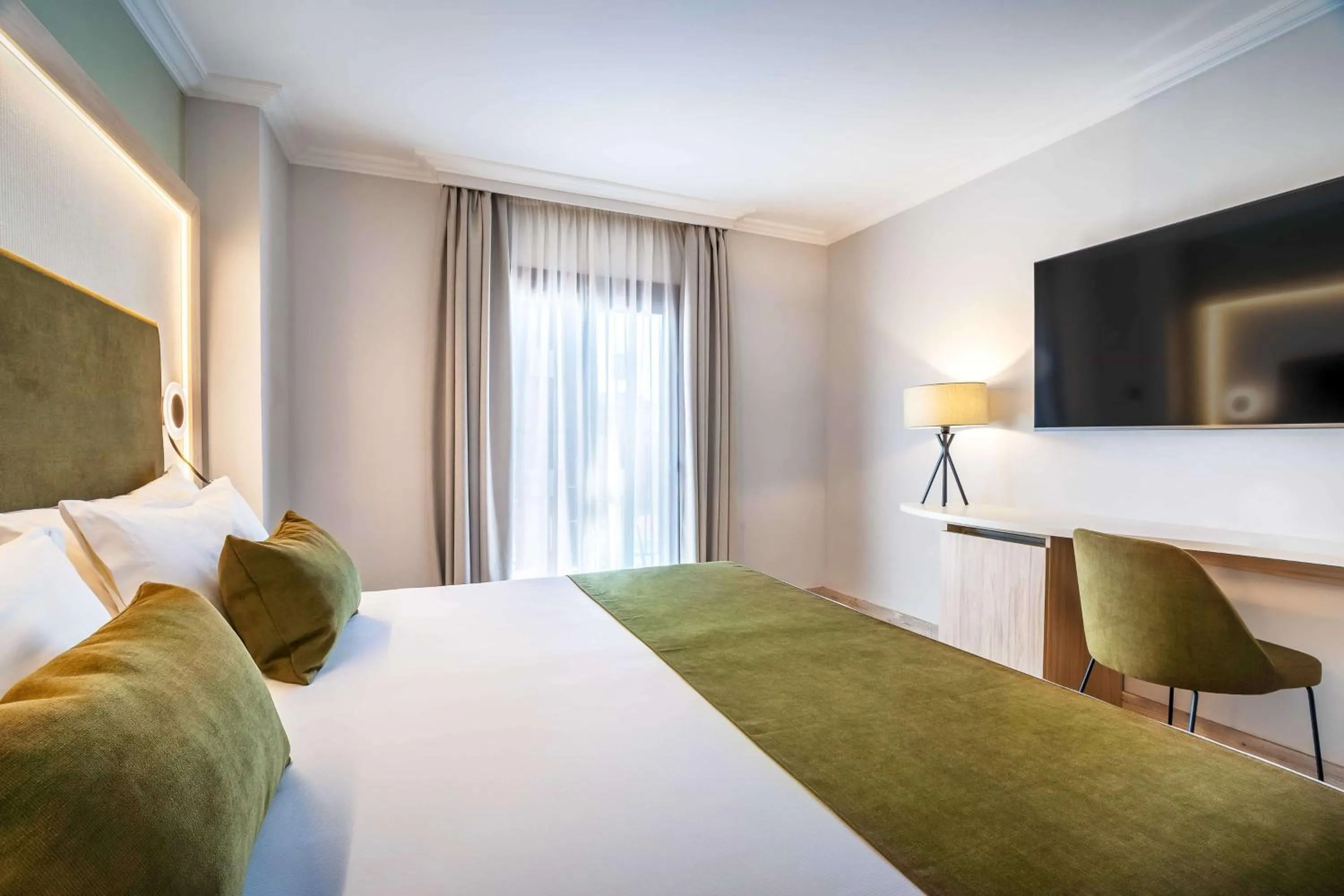 Double Room with Terrace and Sofa Bed (2 Adults + 1 Child) in Barceló Isla Canela