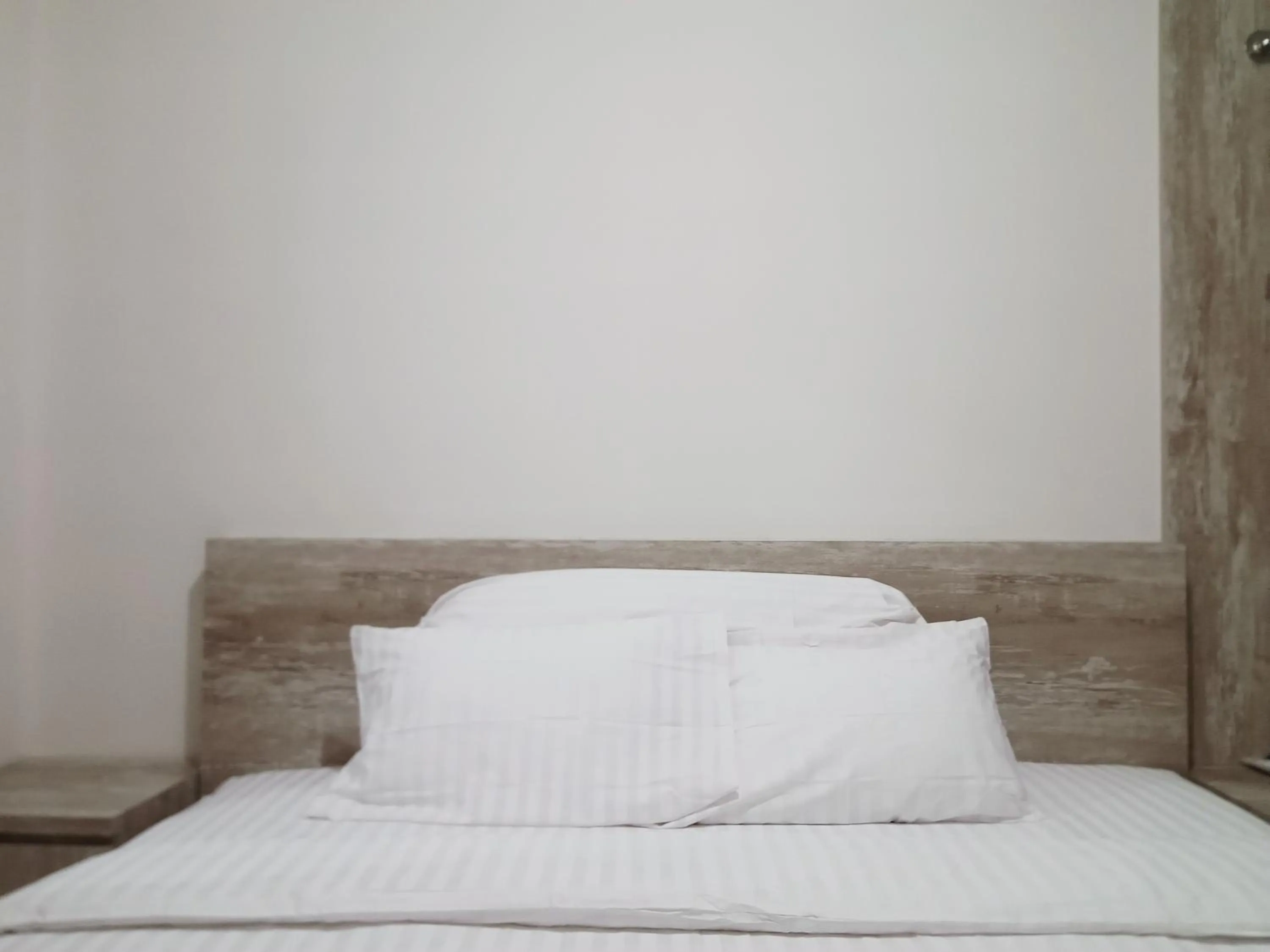 Superior Double Room in De Green Inn Serua