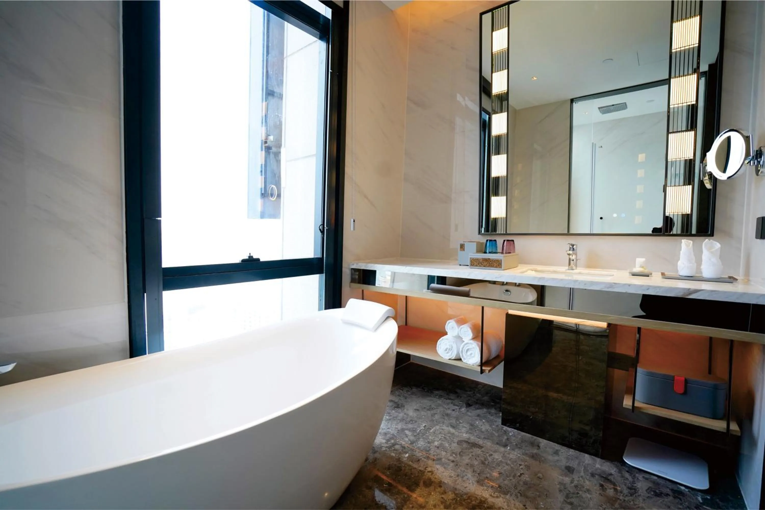 Superior King Room, Nonsmoking - single occupancy in Wyndham Handan Congtai