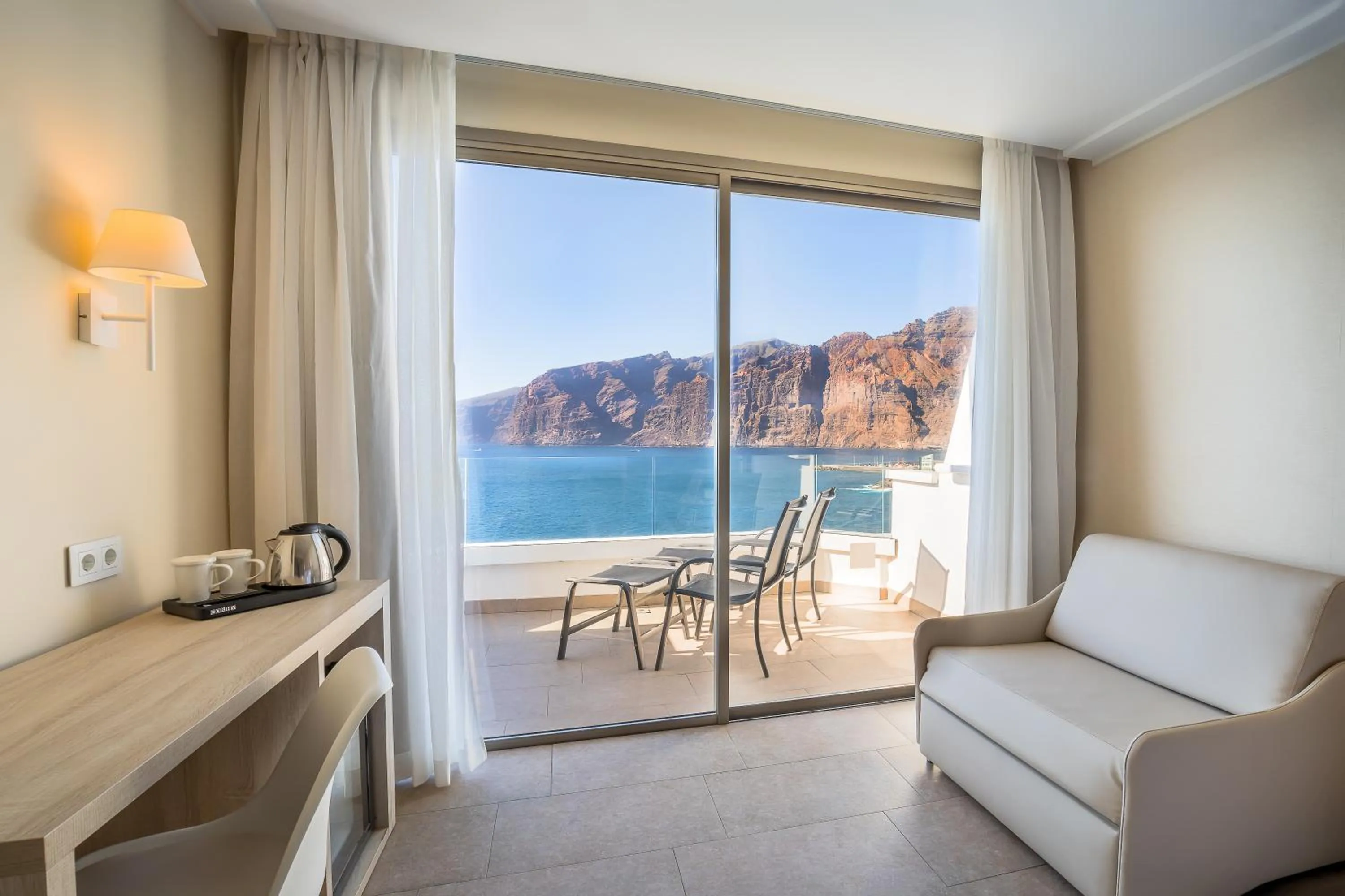 Deluxe Double Room with Sea View in Barceló Santiago - Adults Only